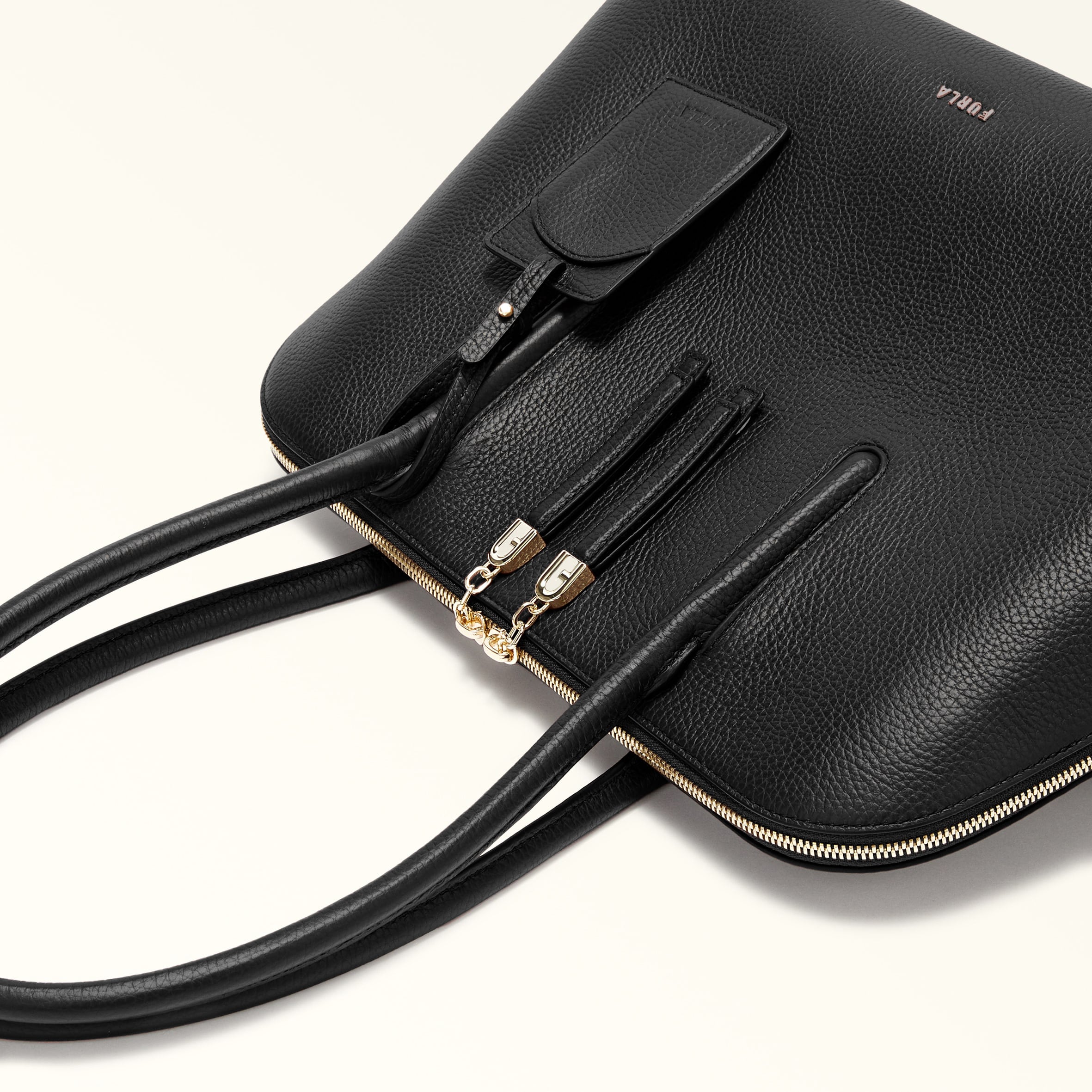 Furla Atmosfera