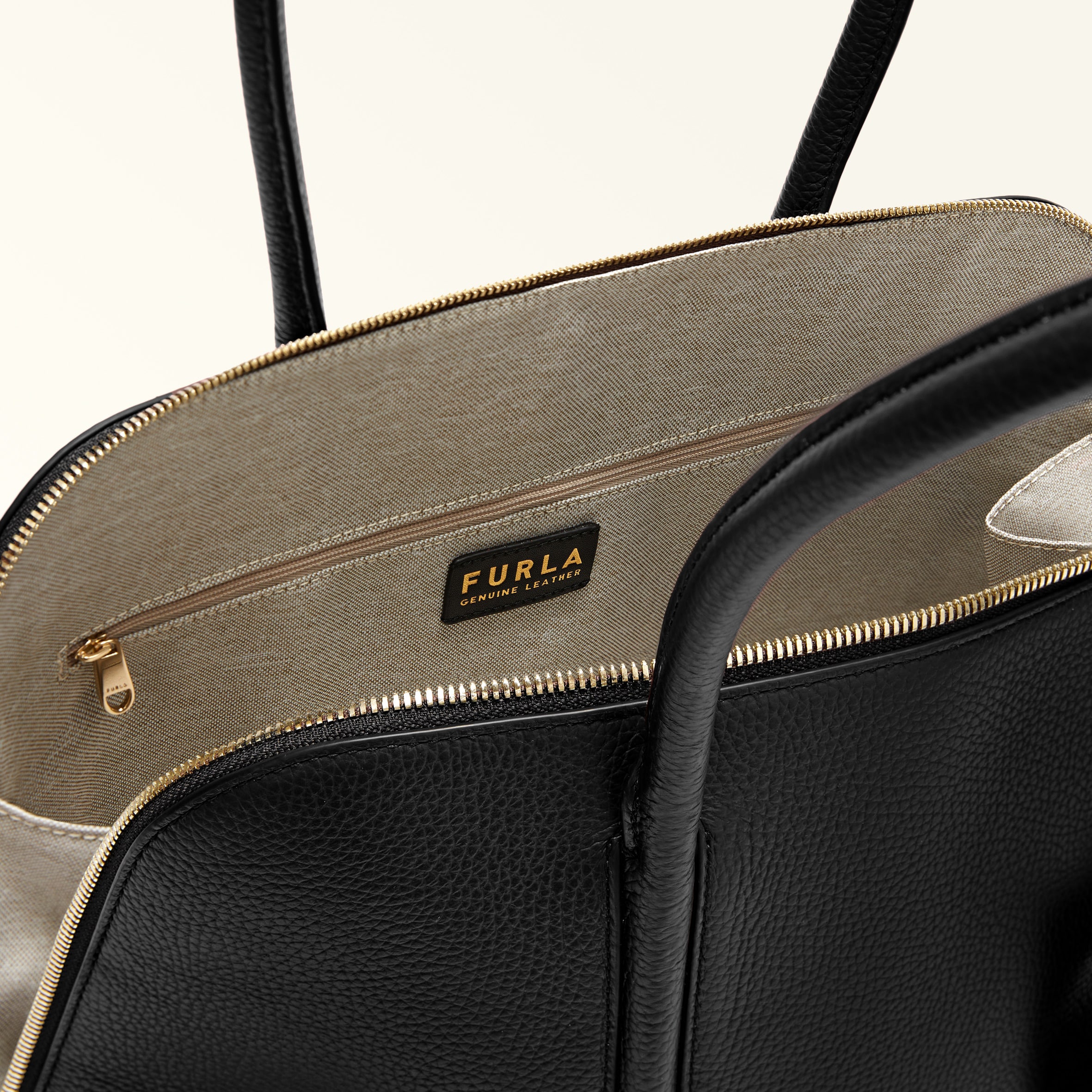 Furla Atmosfera