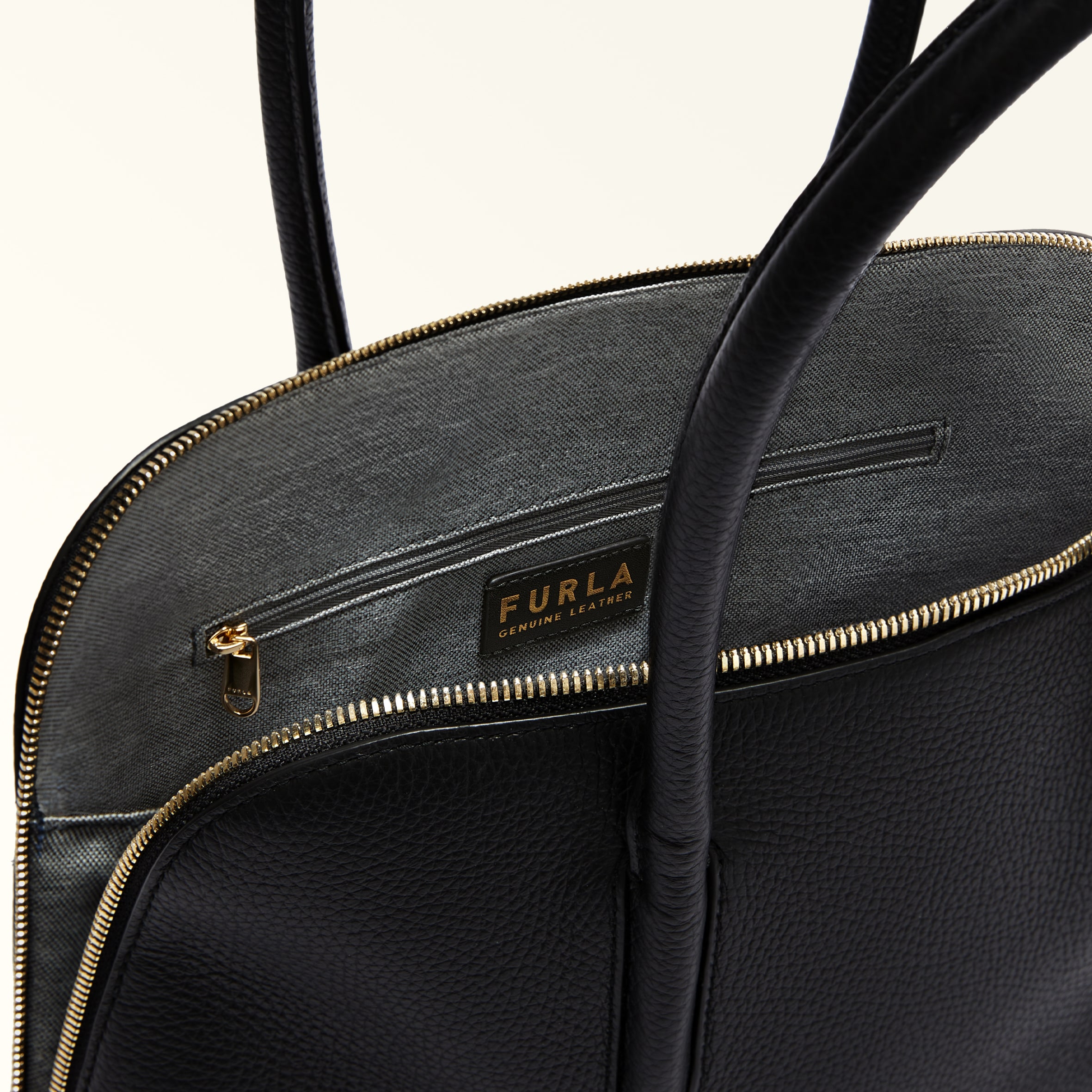 Furla Atmosfera