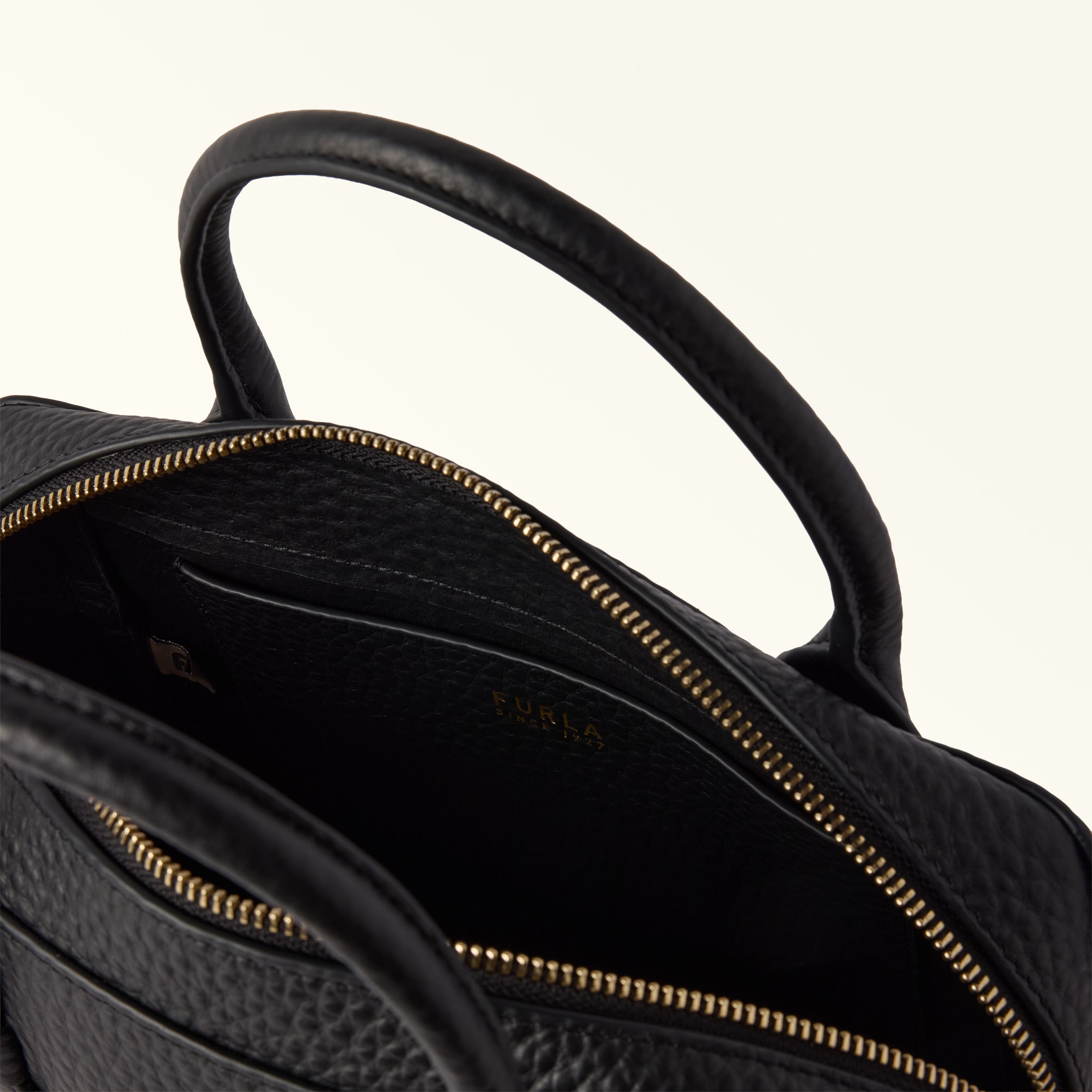 FURLA サッチェル バッグ フルラ ハンドバッグ ショルダーバッグ リンダ レディース FURLA