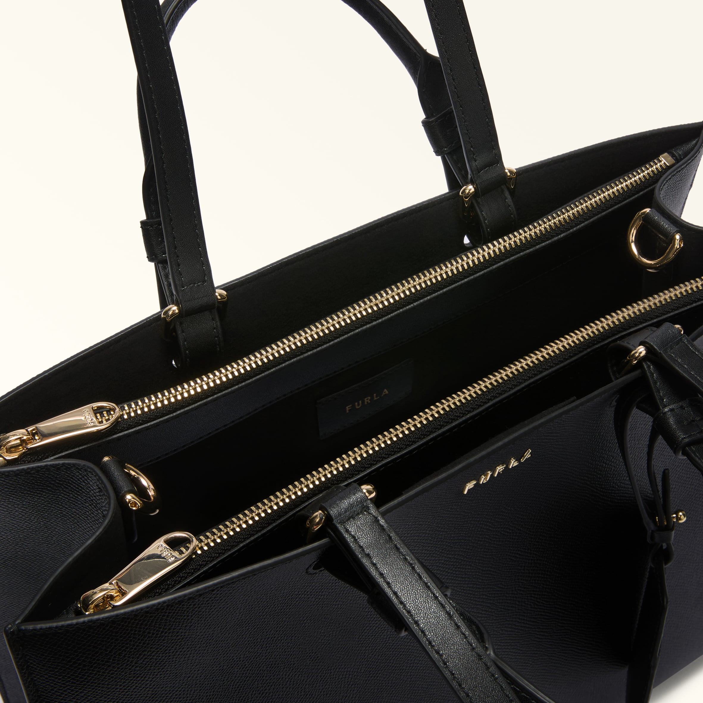 Furla Deva
