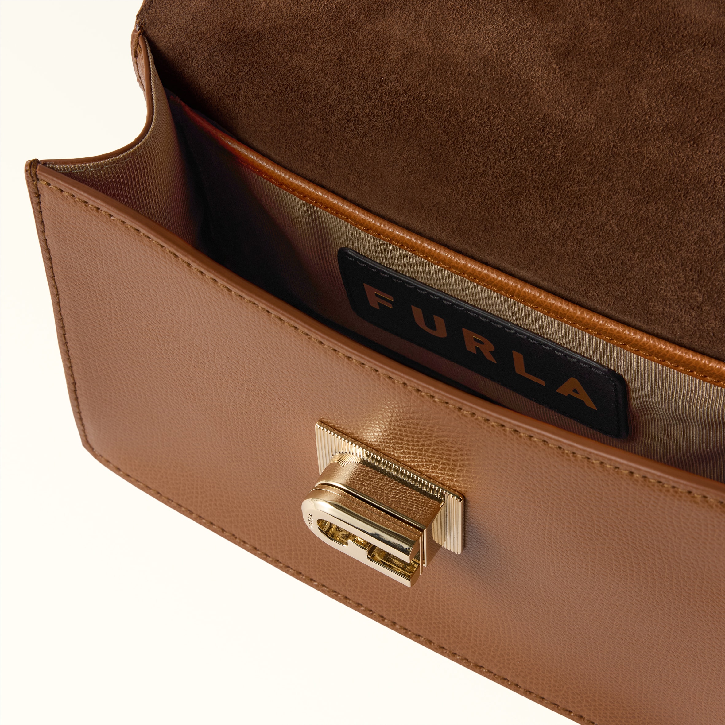 Sites-furla-us-Site