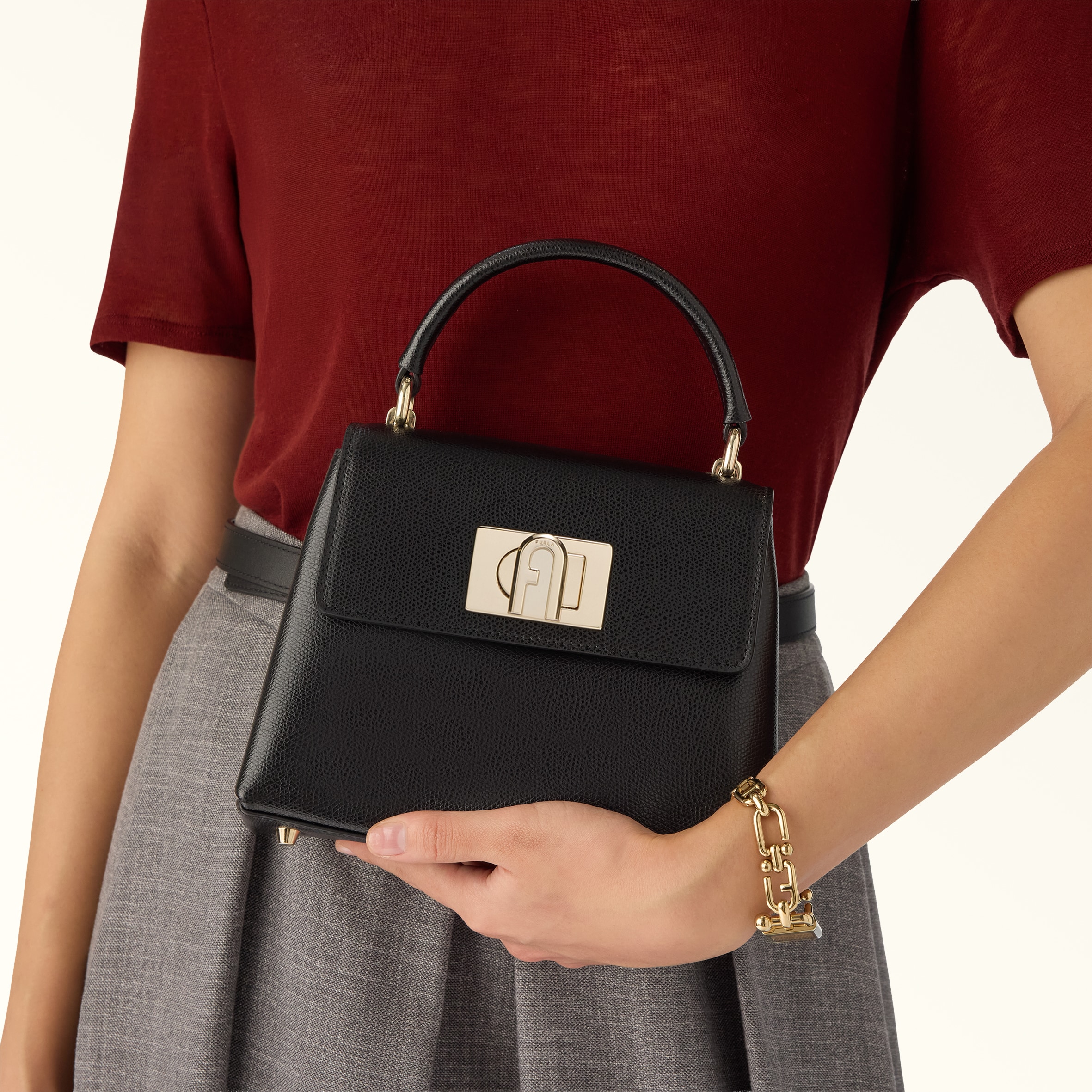 FURLA トップハンドルミニ　ブラック トップハンドル MINI NERO Furla 1927 | Furla JP