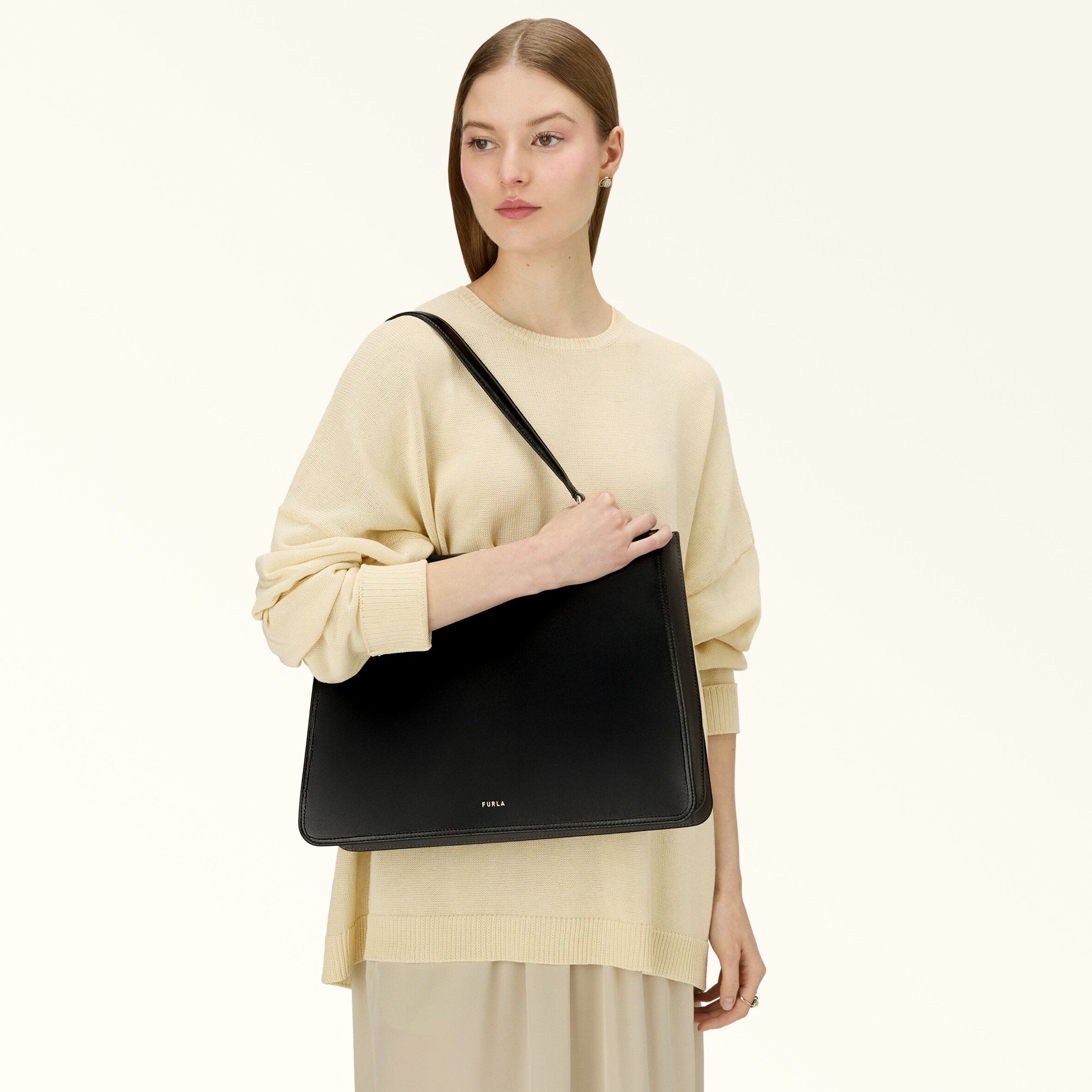 FURLA◇アガタ/ショルダーバッグ/-/BLK 【公式通販】