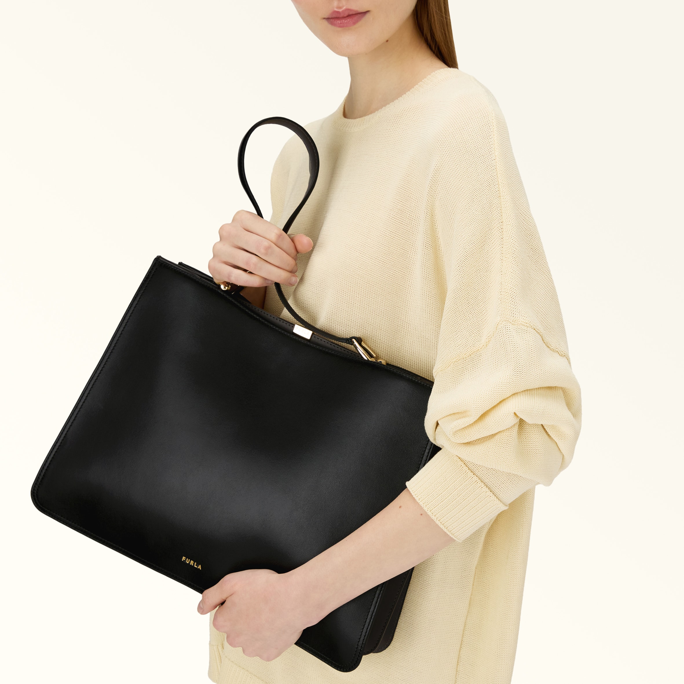 FURLA◇アガタ/ショルダーバッグ/-/BLK 【公式通販】