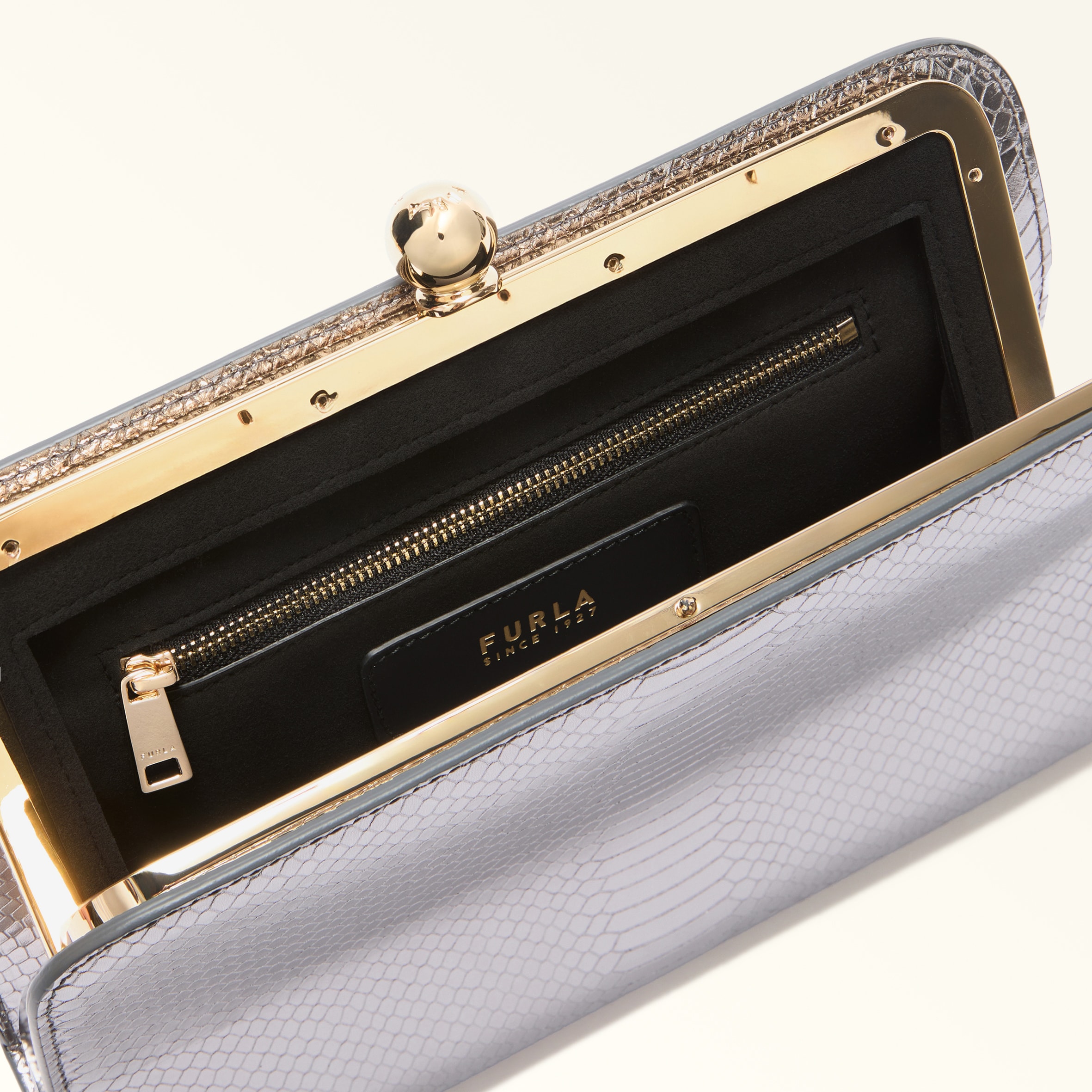 Clutch S GUNMETAL Furla Alba | Furla US