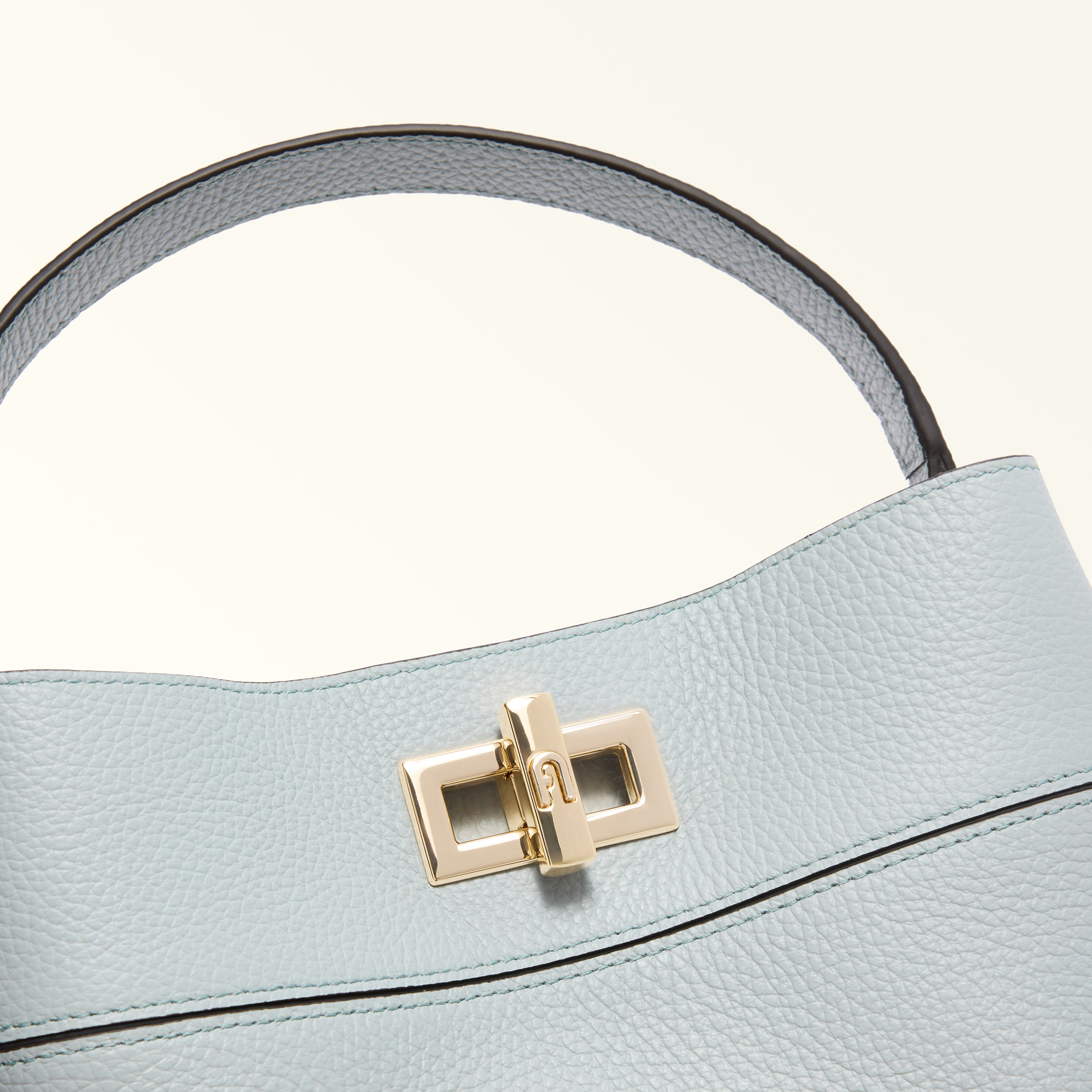 Bucket Bag M ARTEMISIA Furla Amelia | Furla