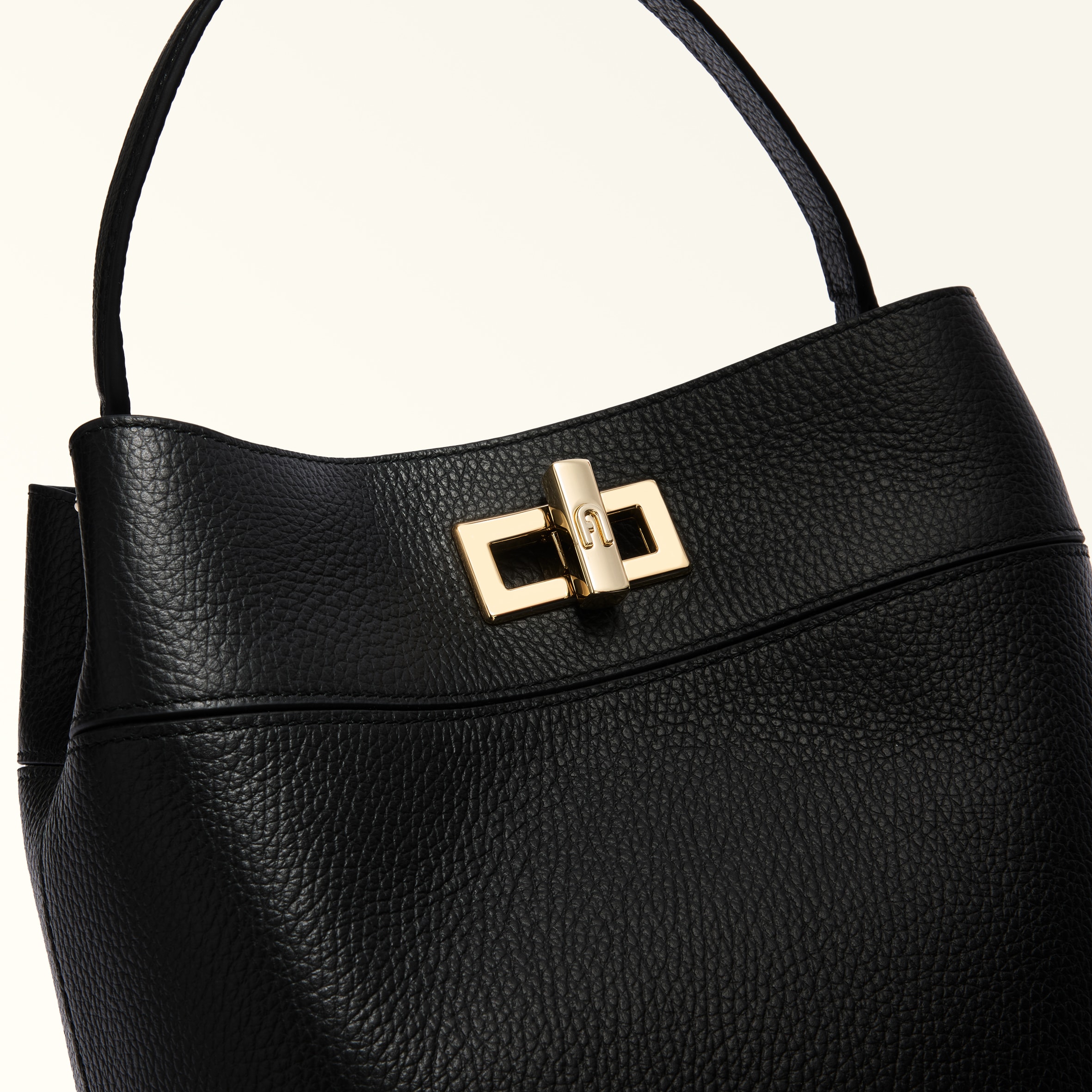 Bucket Bag M NERO Furla Amelia | Furla US