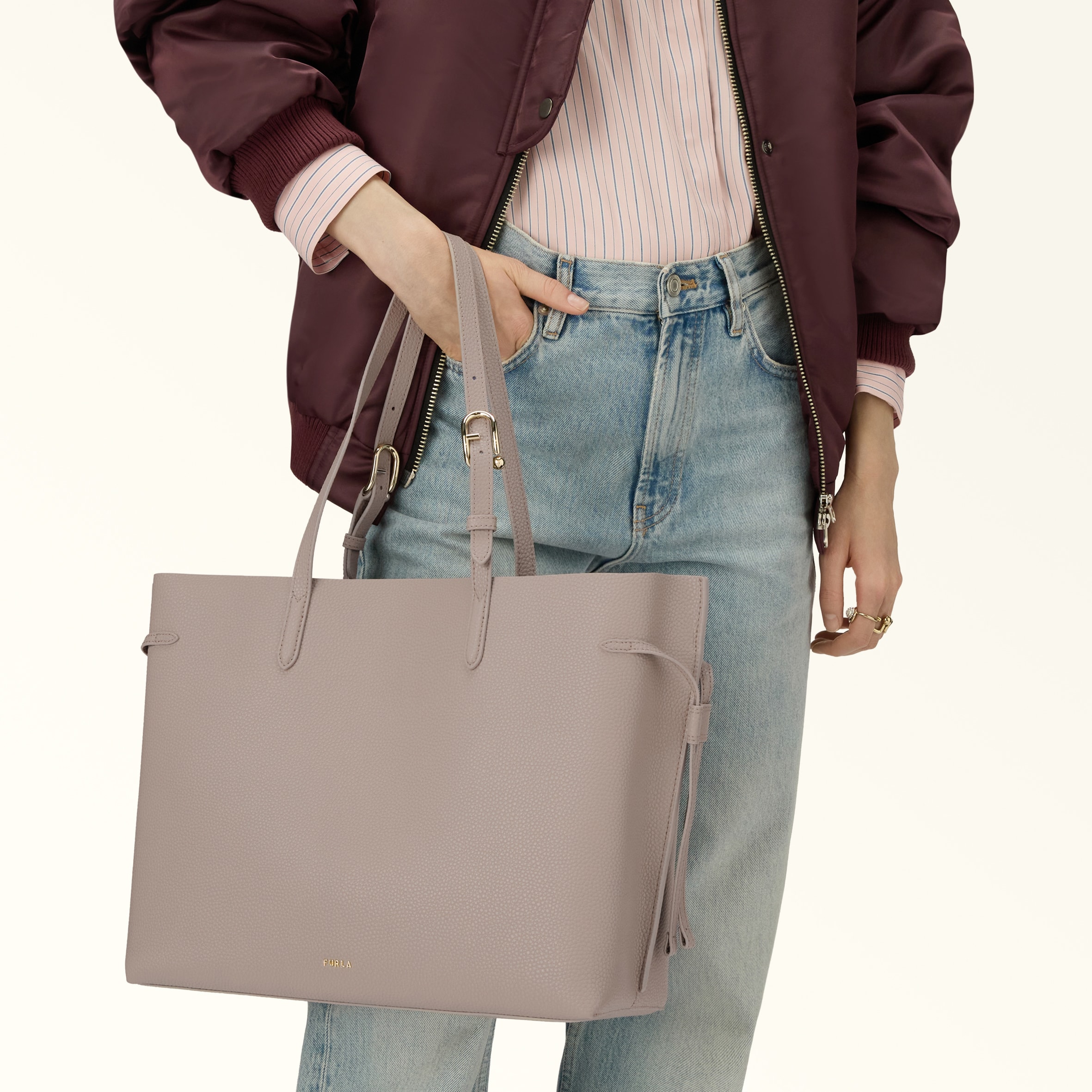 Furla Ava