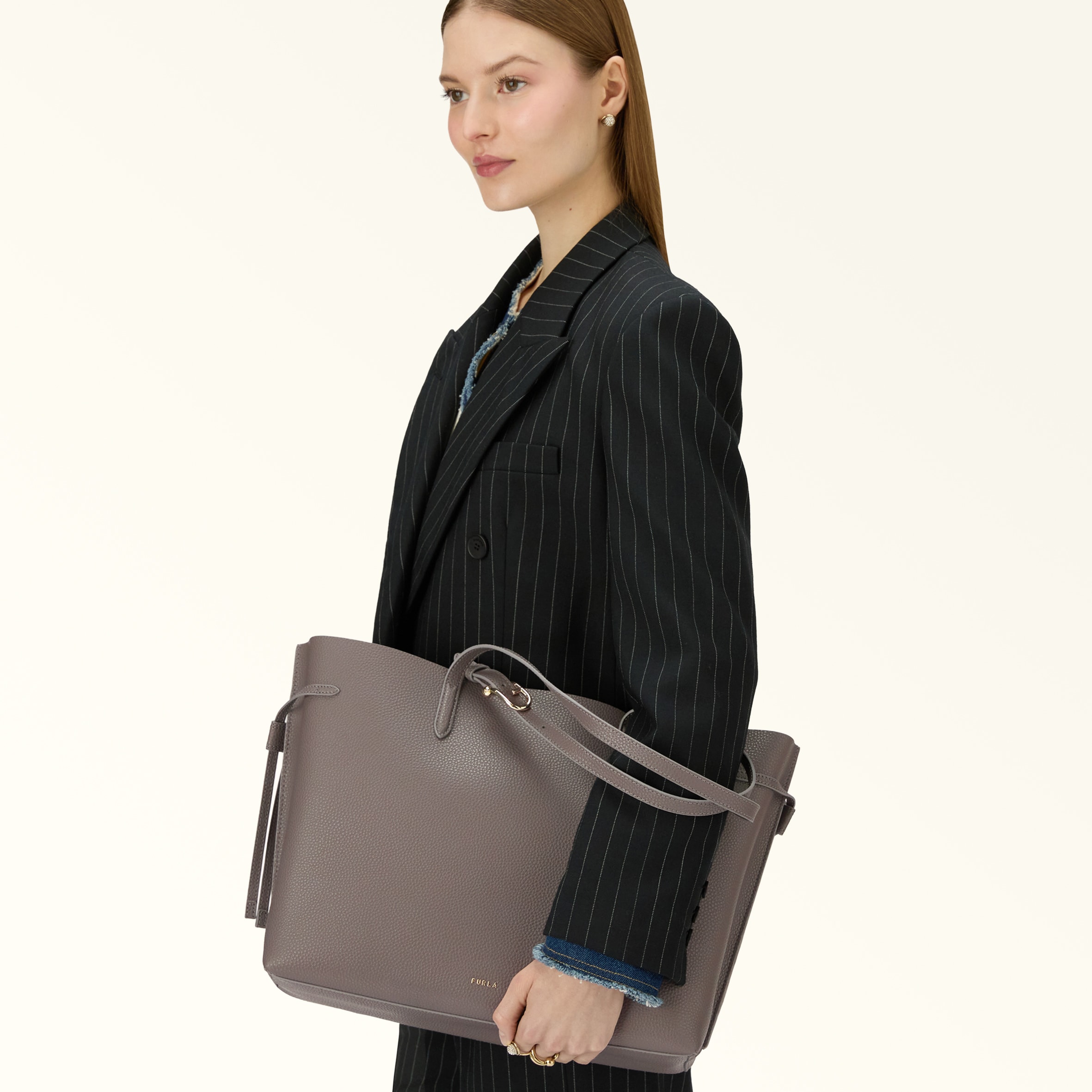 Furla Ava