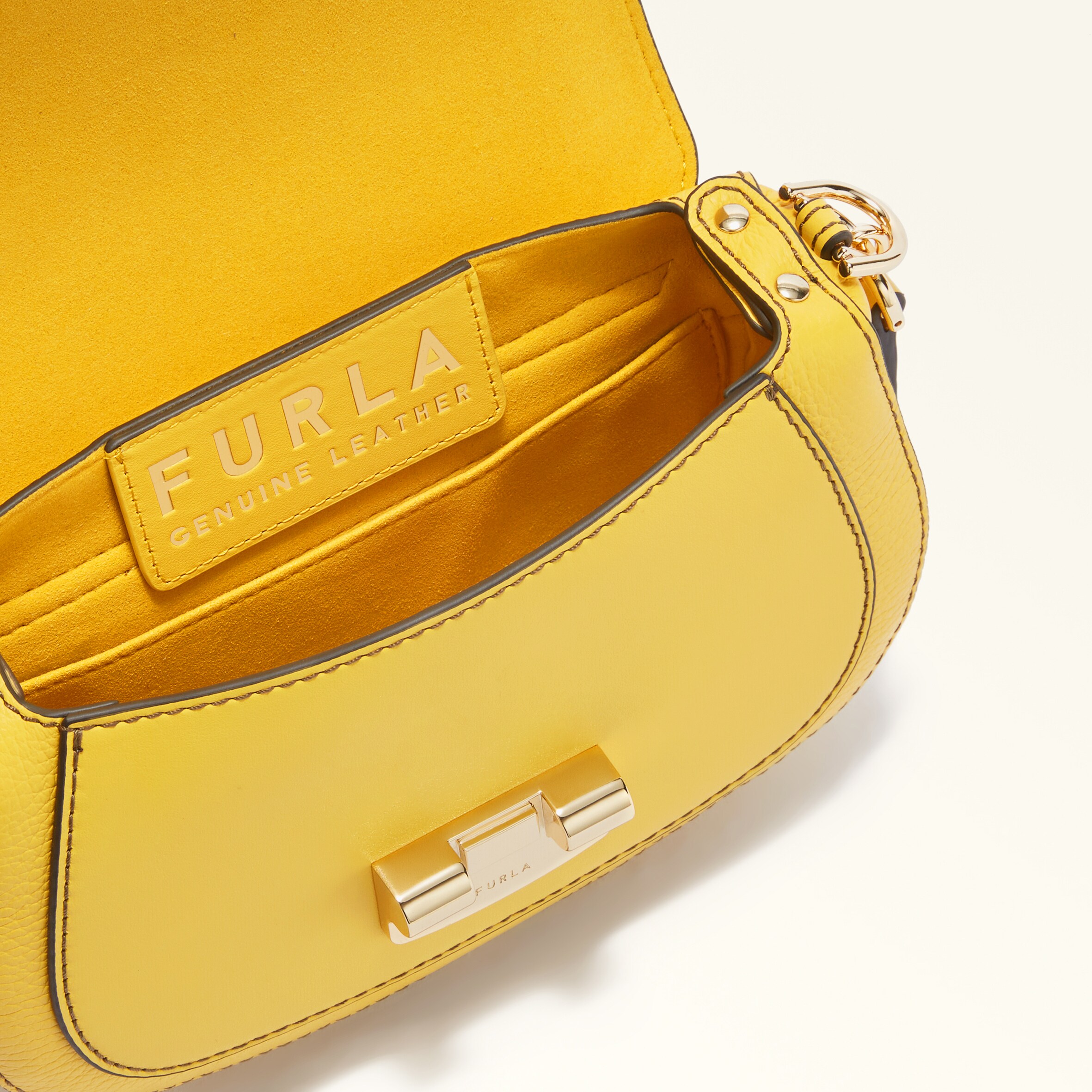 Furla Club 2