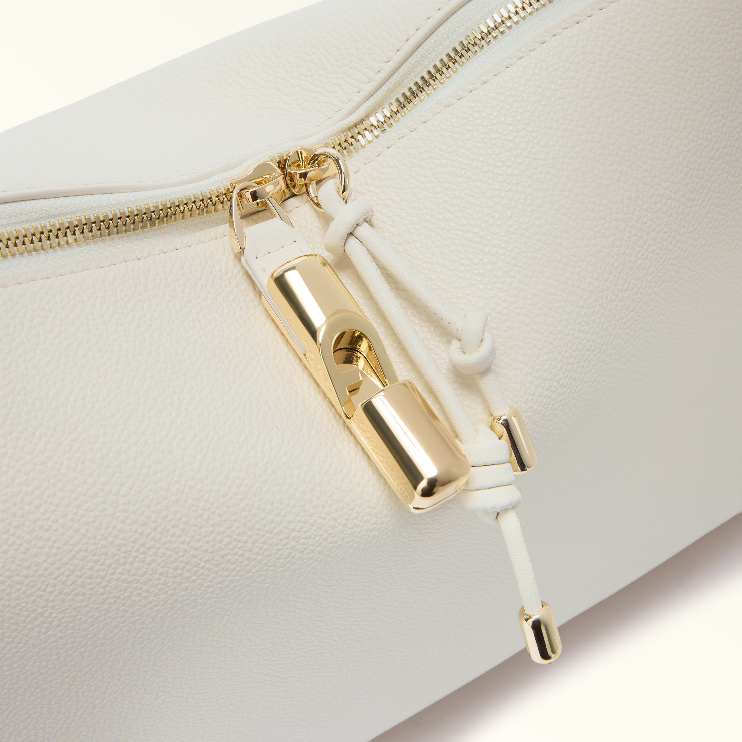 Shoulder Bag M PANNA Furla Debby | Furla US