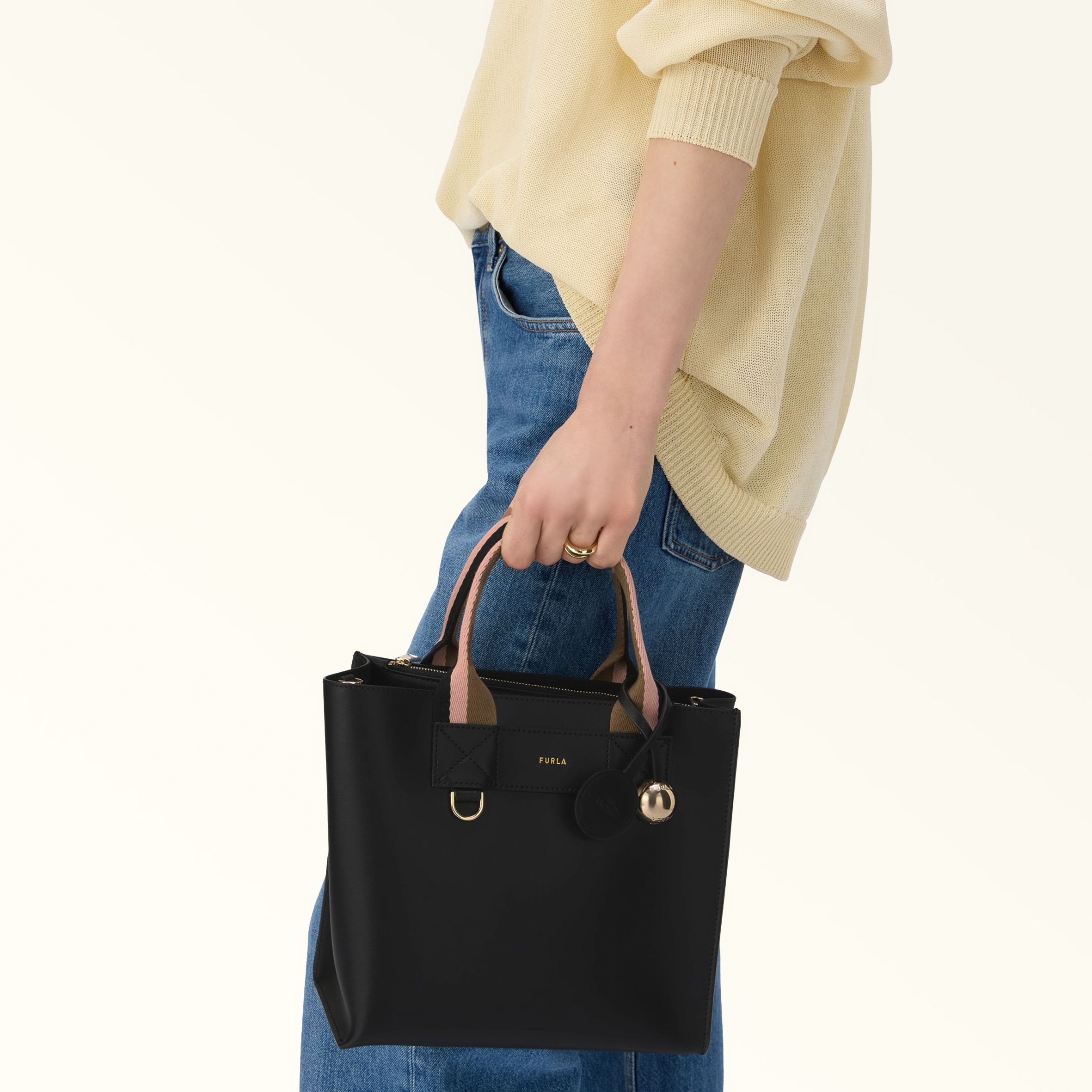 トートバッグ S TONI NERO Furla Divide It | Furla JP