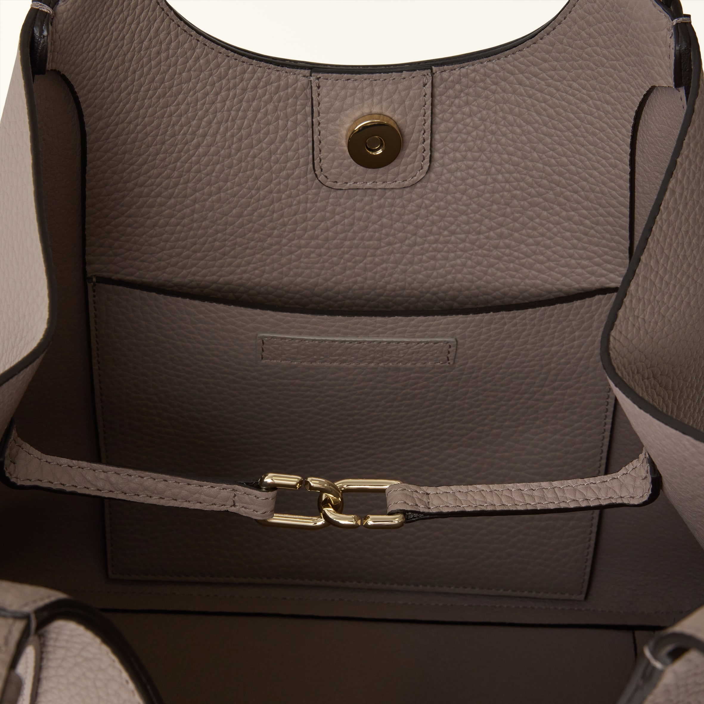 Furla Dora