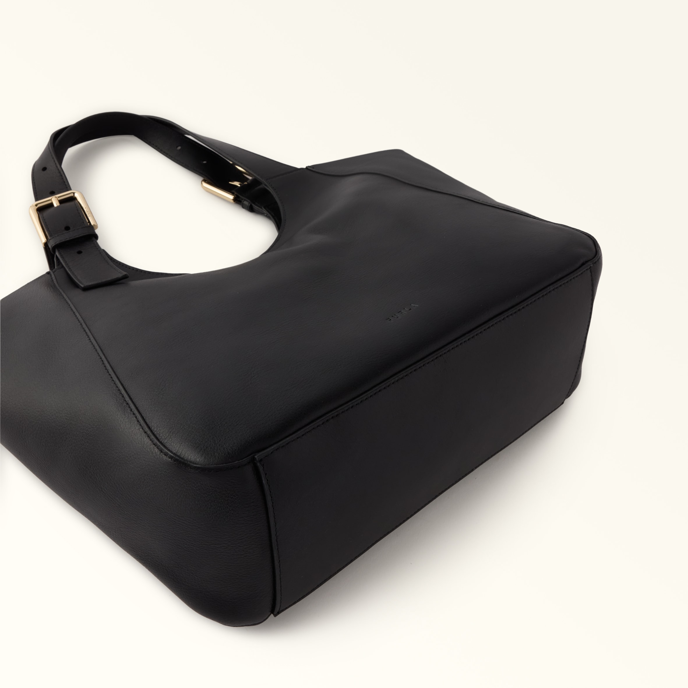 Furla Dora