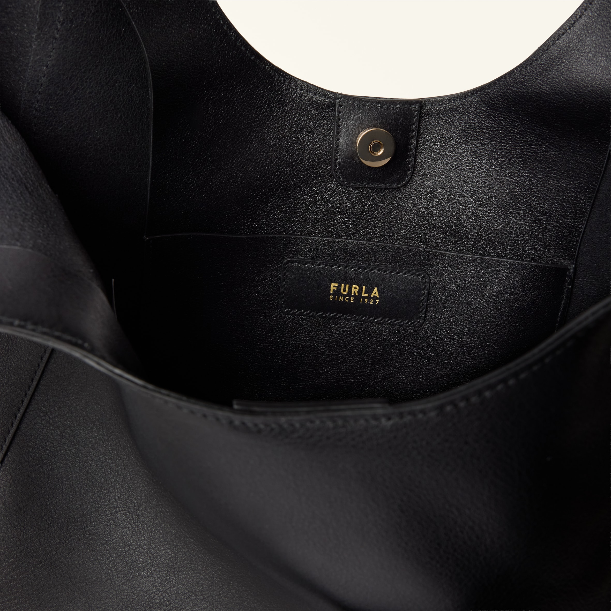 Furla Dora