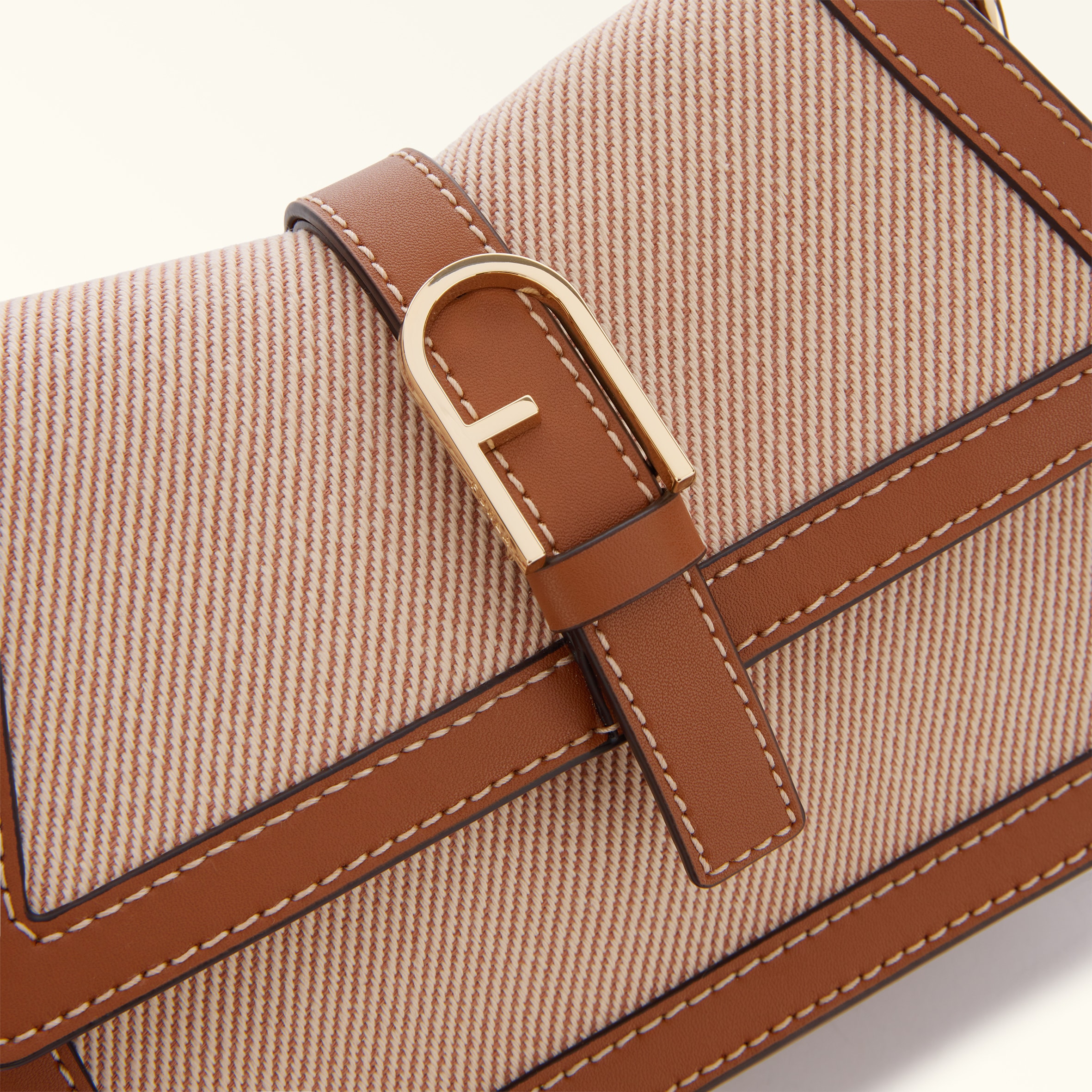 FURLA ハイパー Top Handle MINI TONI COGNAC Furla Flow | Furla US