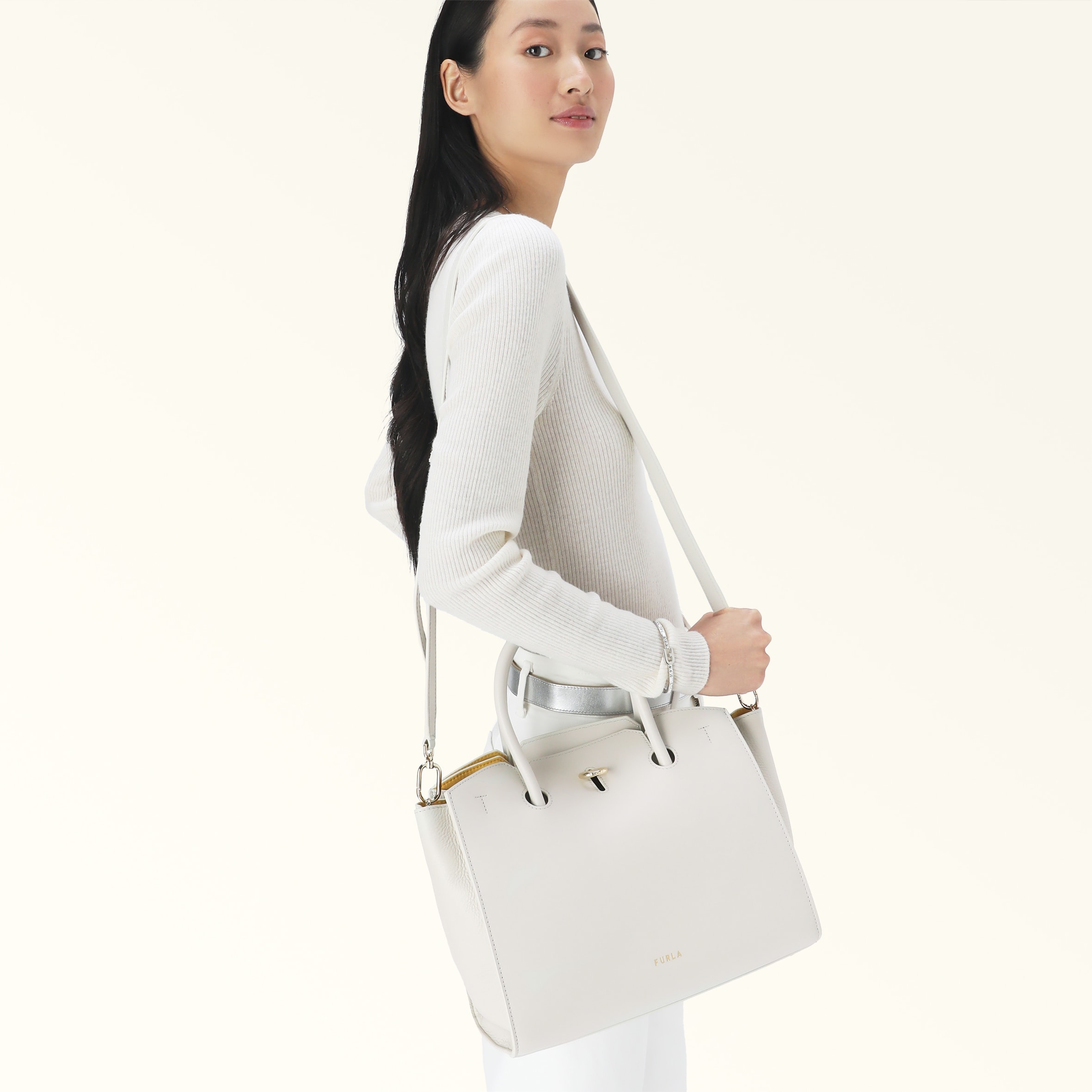 FURLA GENESI Marshmallow (ホワイト)