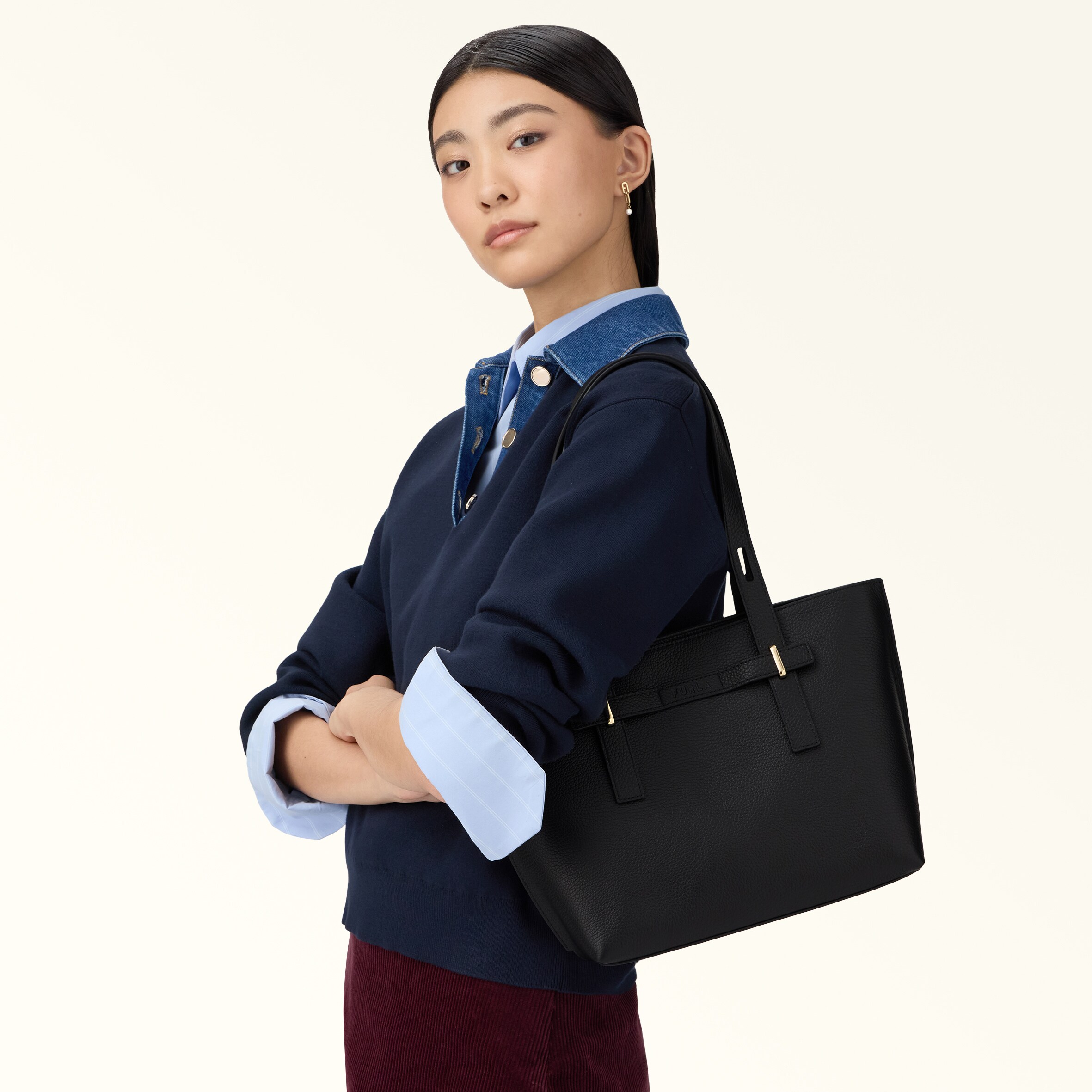 トートバッグ M NERO Furla Giove | Furla JP