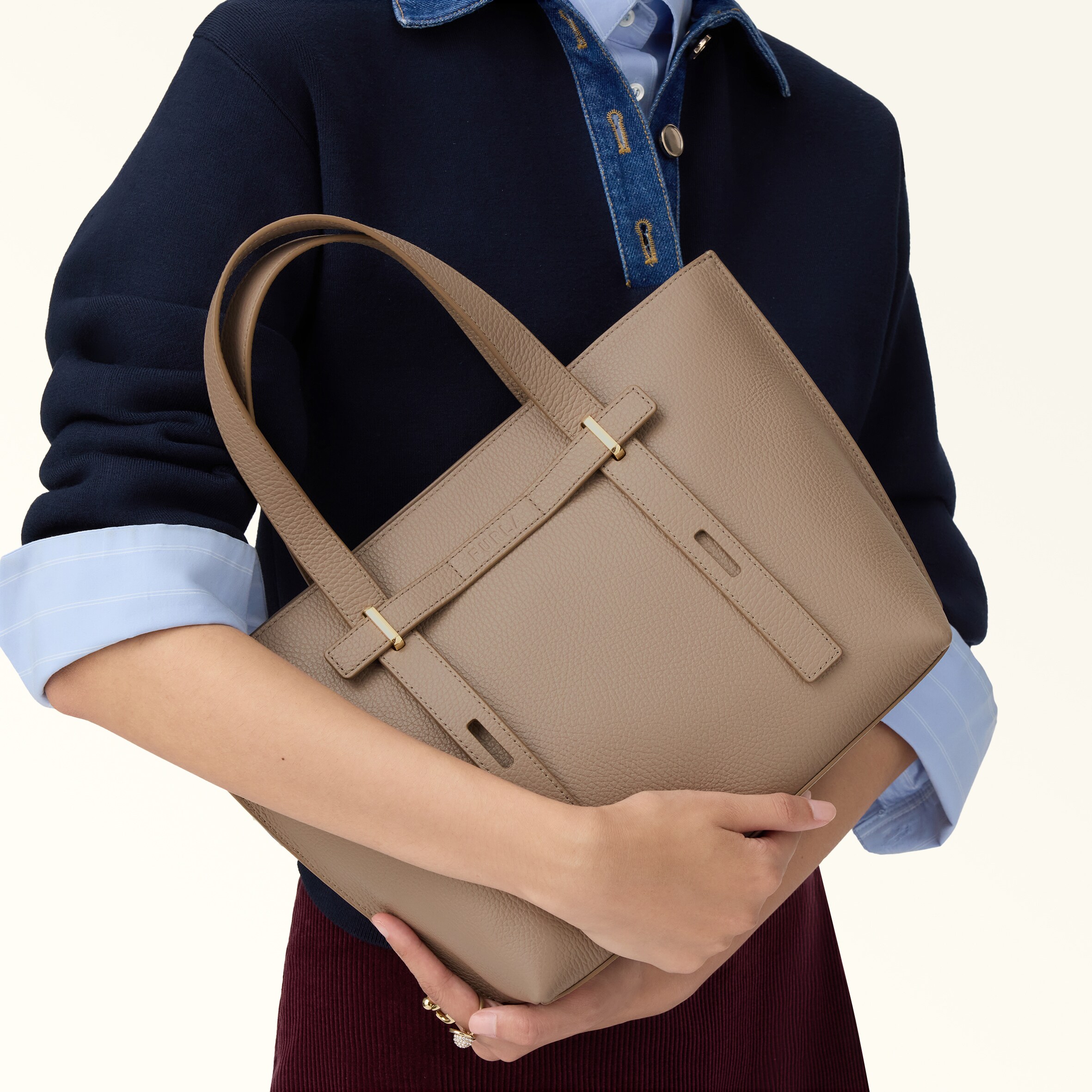 トートバッグ M STUCCO GRAY Furla Giove | Furla JP