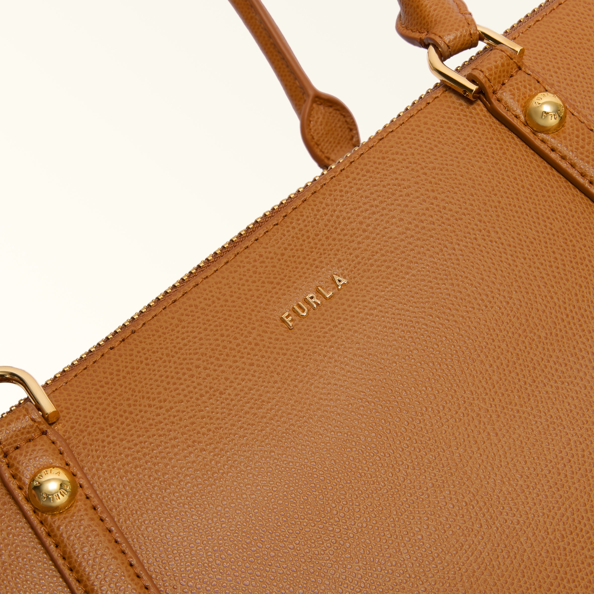 Boston Bag L TABACCO Furla Giulia | Furla US