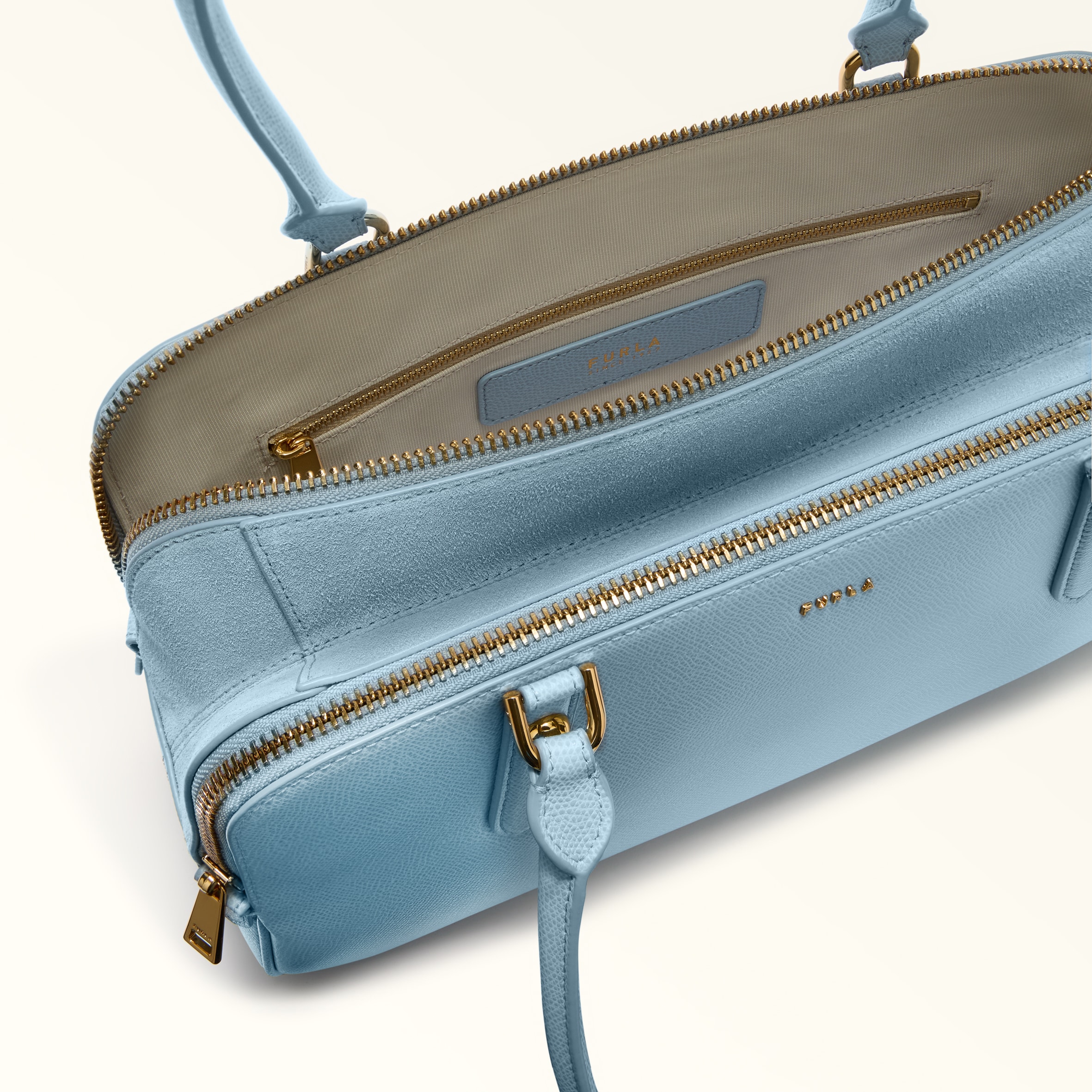 FURLA ショルダーバッグ Boston Bag M CARTA DA ZUCCHERO Furla Giulia | Furla US