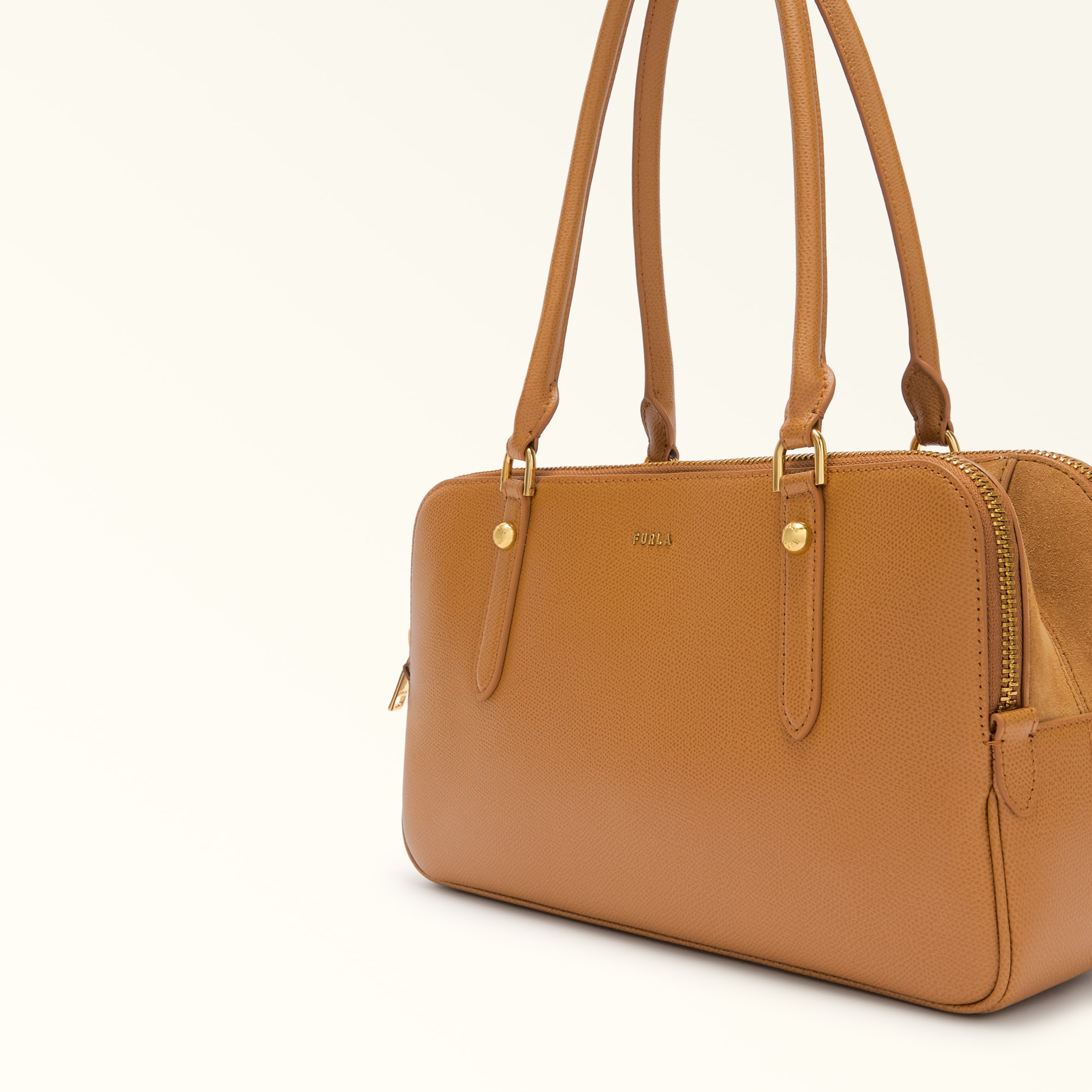 FURLA GIULIA 小背包 M