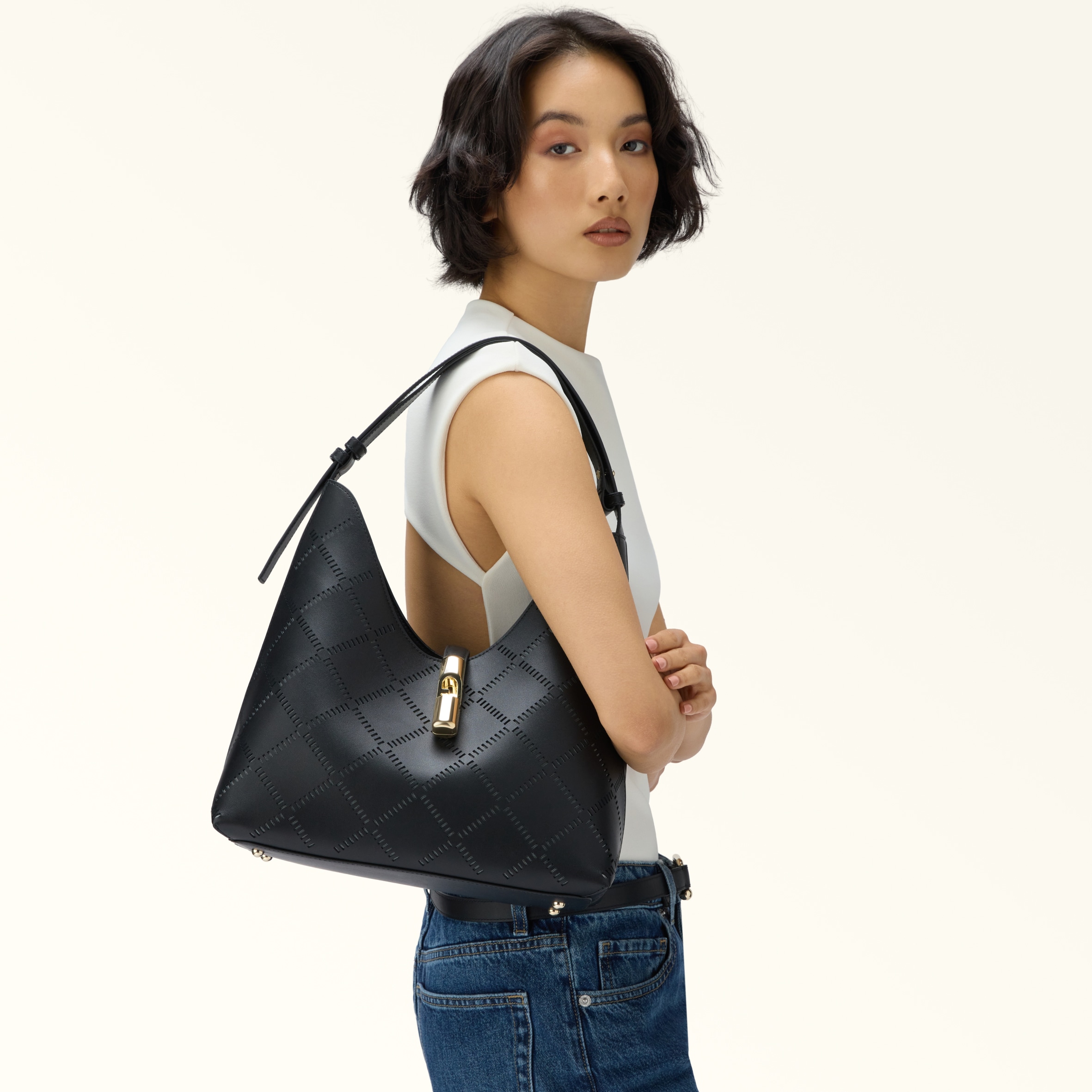 Shoulder Bag M NERO Furla Goccia | Furla US