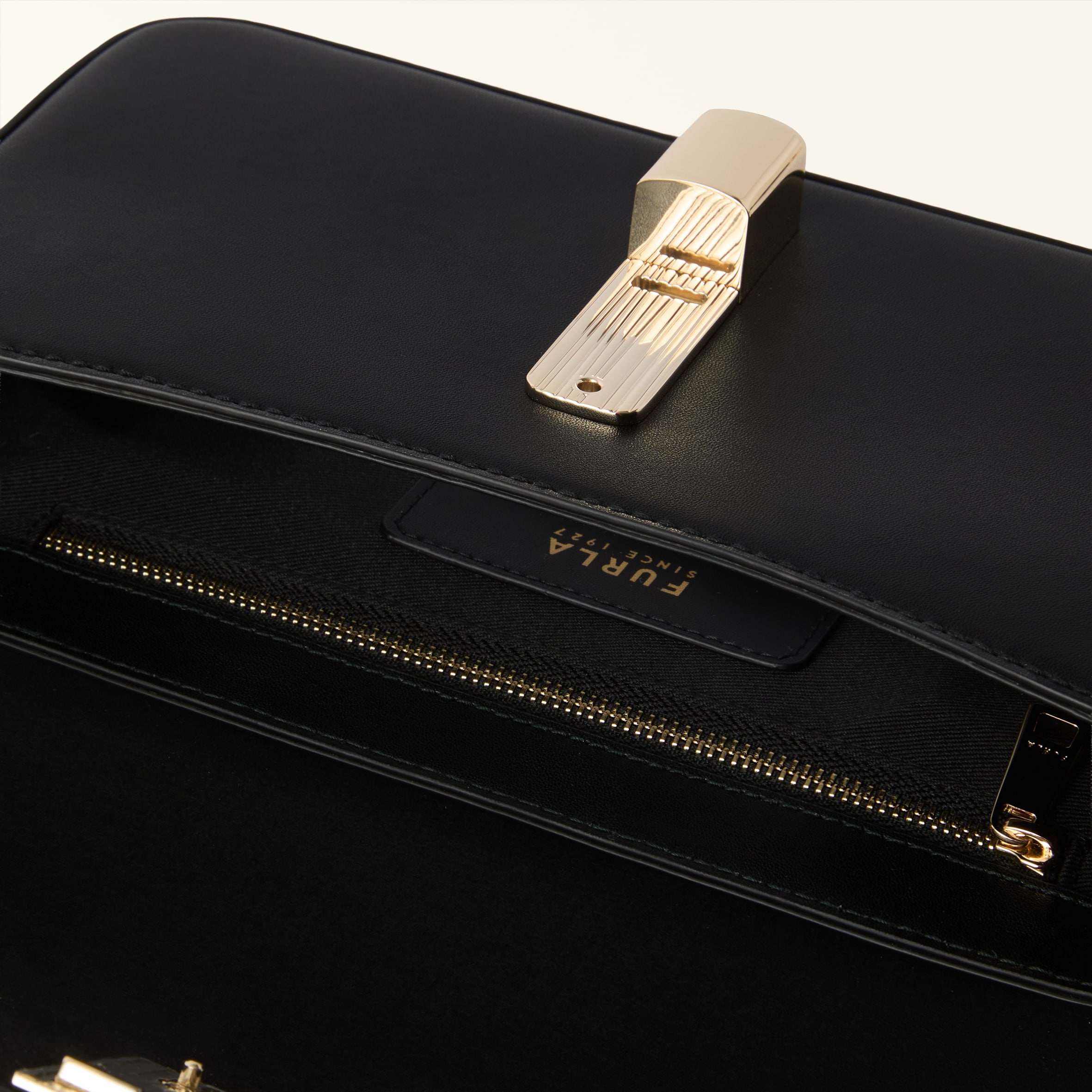 Furla Iride