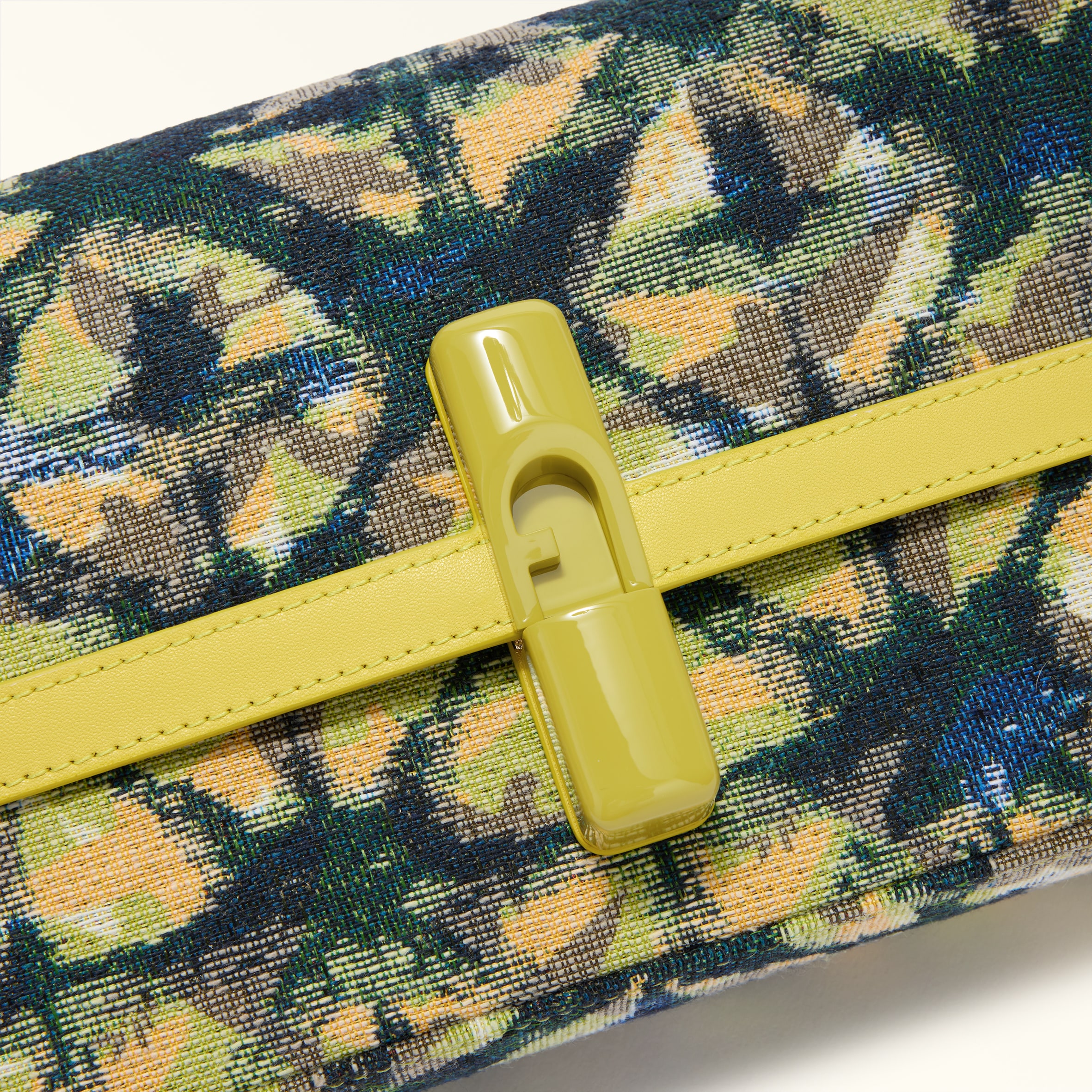 Furla Iride