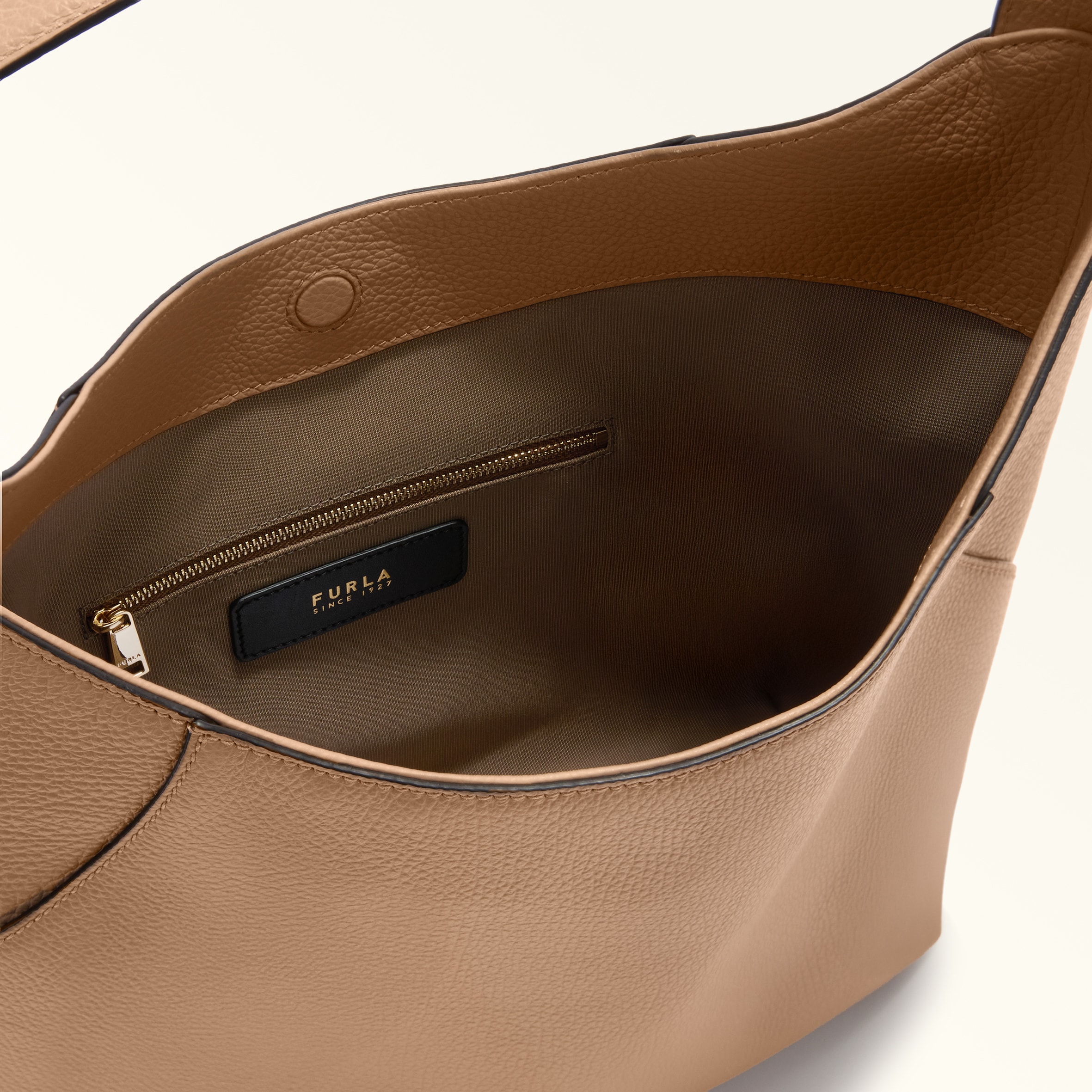 Shoulder Bag M DESERTO Furla Lara | Furla US