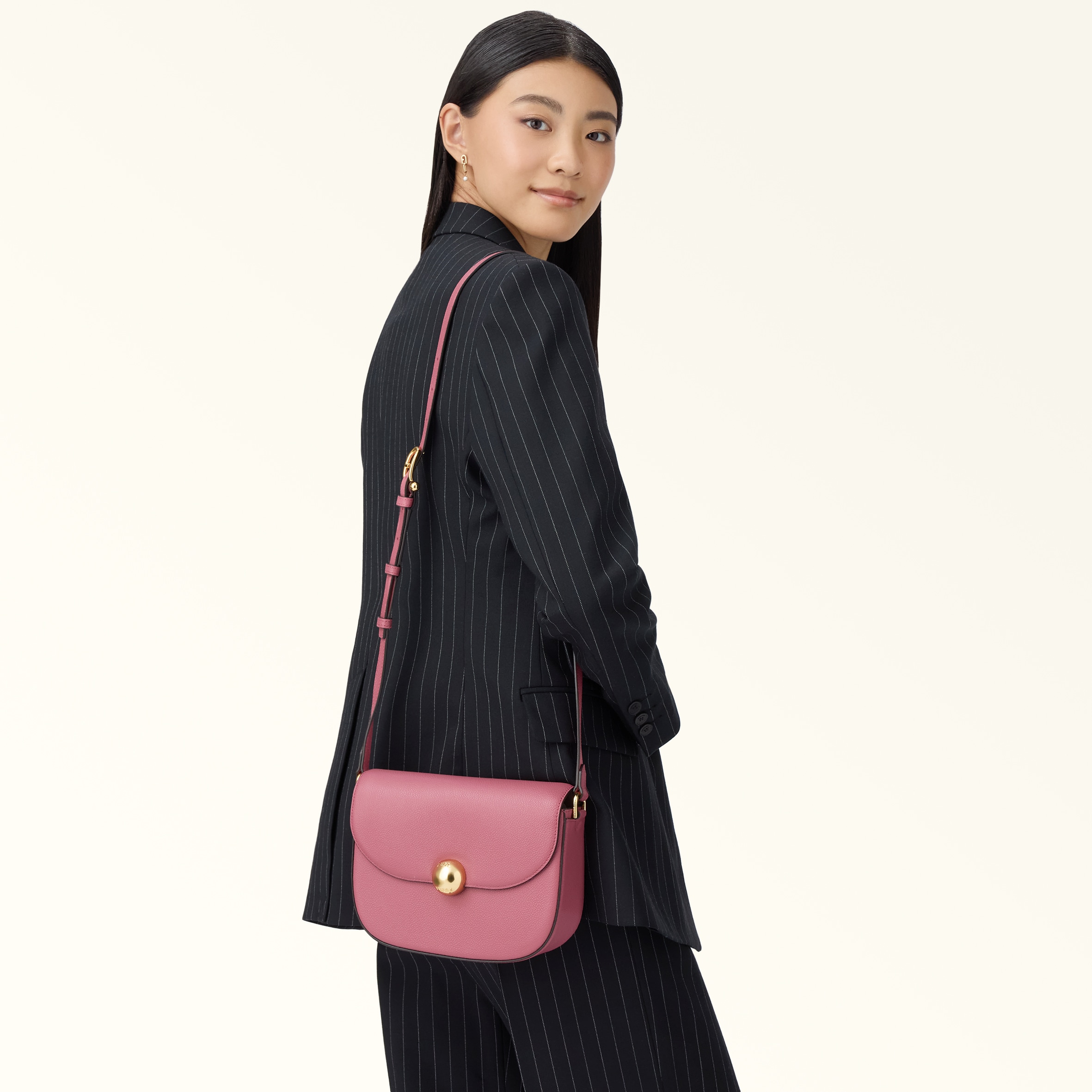 FURLA バックパック スレ、キズなく美品　最終値下げ FURLA フルラ Furla Flow フロー バックパック S Greige