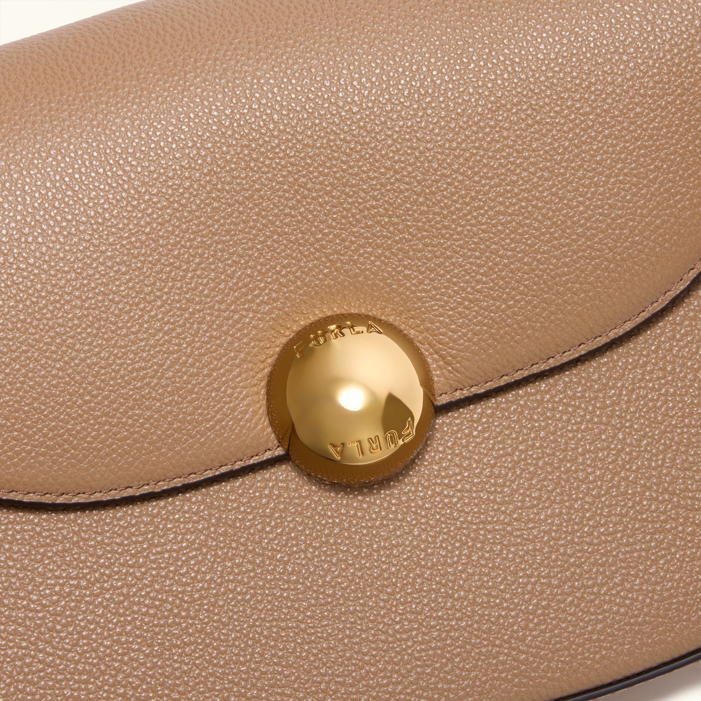 クロスボディ S TOFFEE Furla Moonlight | Furla JP