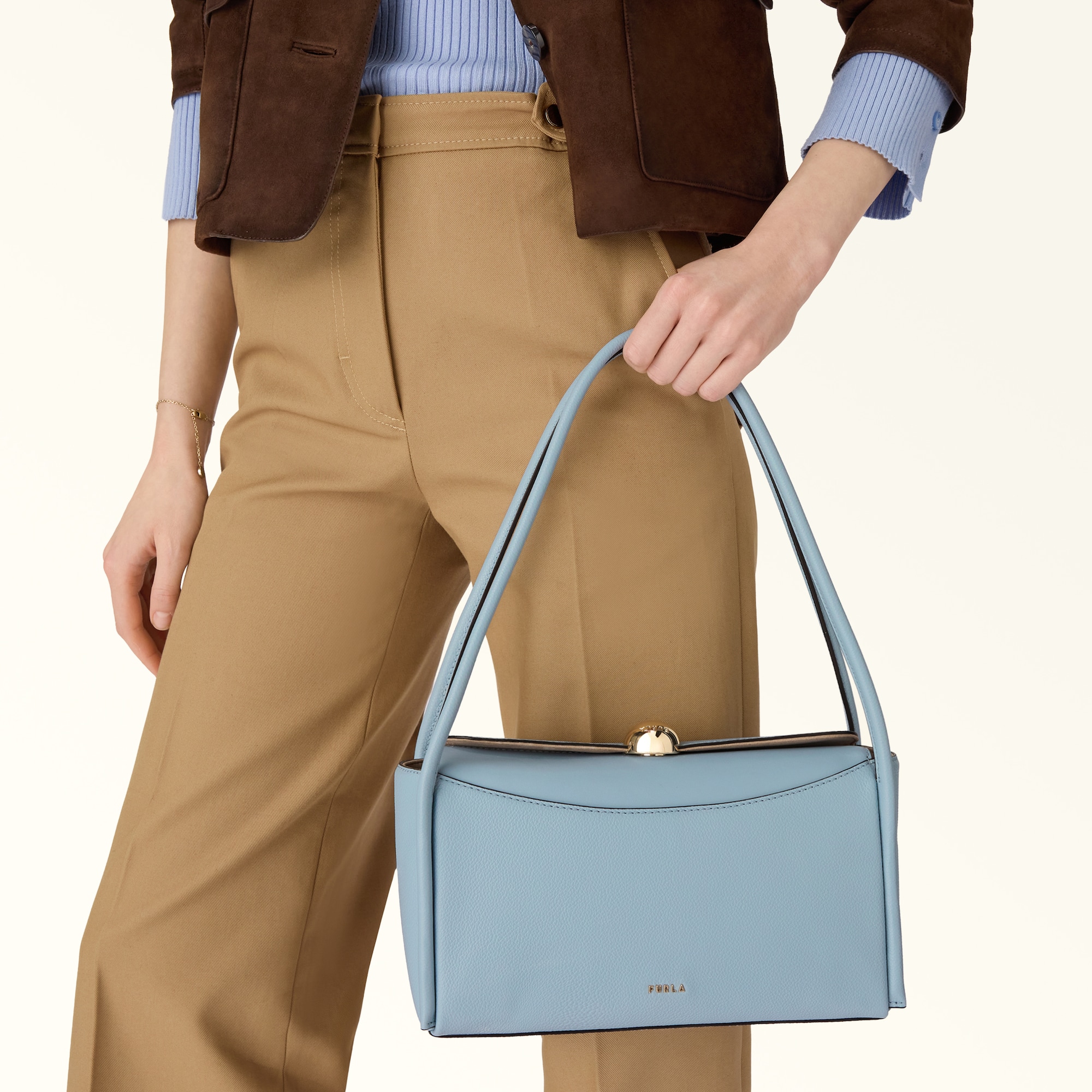 青バッグ人気ブランドおすすめ|FURLA(フルラ)