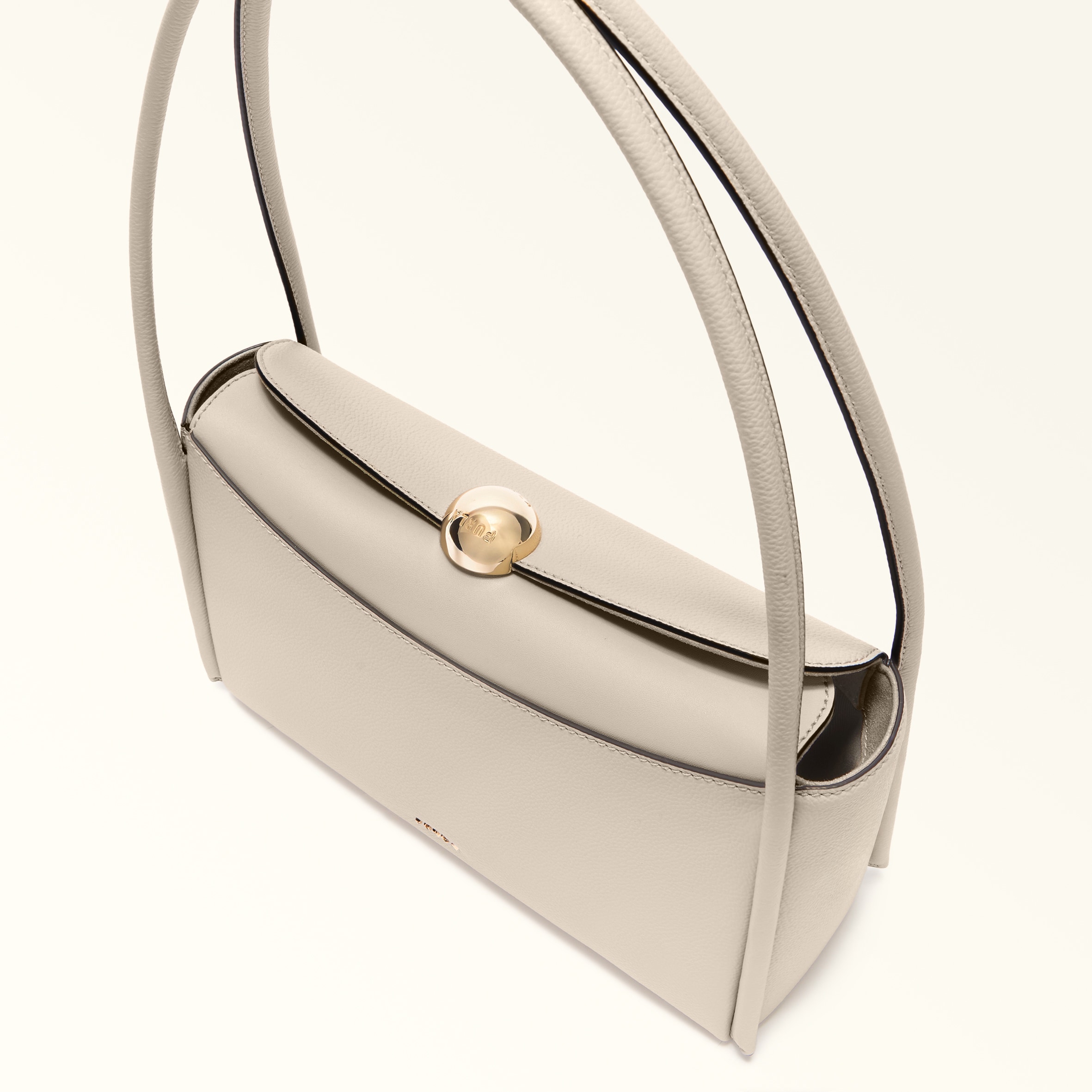 専用★新品★FURLA★パイパー★SABBIA★M 専用】FURLA フルラ パイパー SABBIAの通販はau PAY マーケット - 輸入
