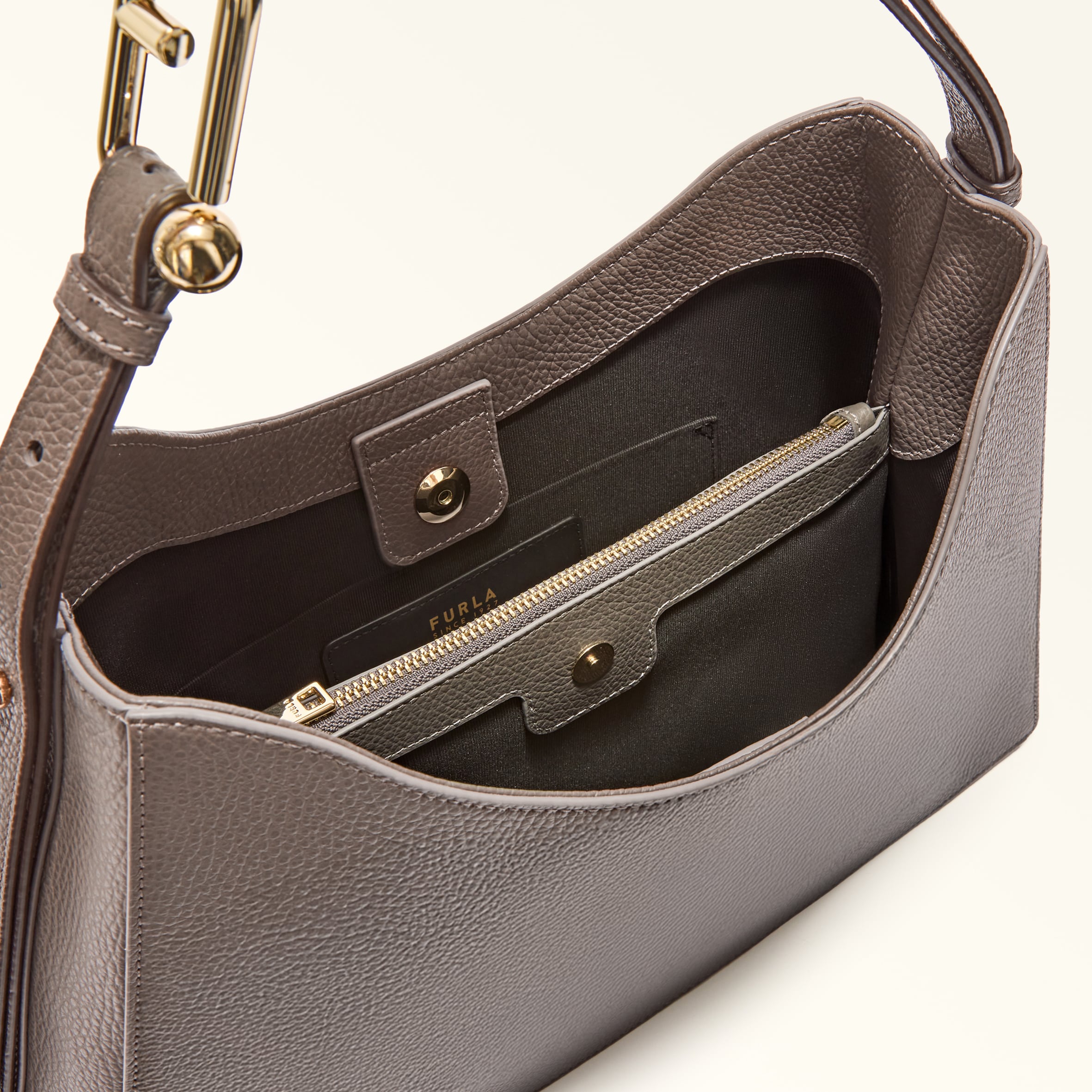 家具 FURLA Shoulder Bag L URBAN GRAY Furla Nuvola | Furla US