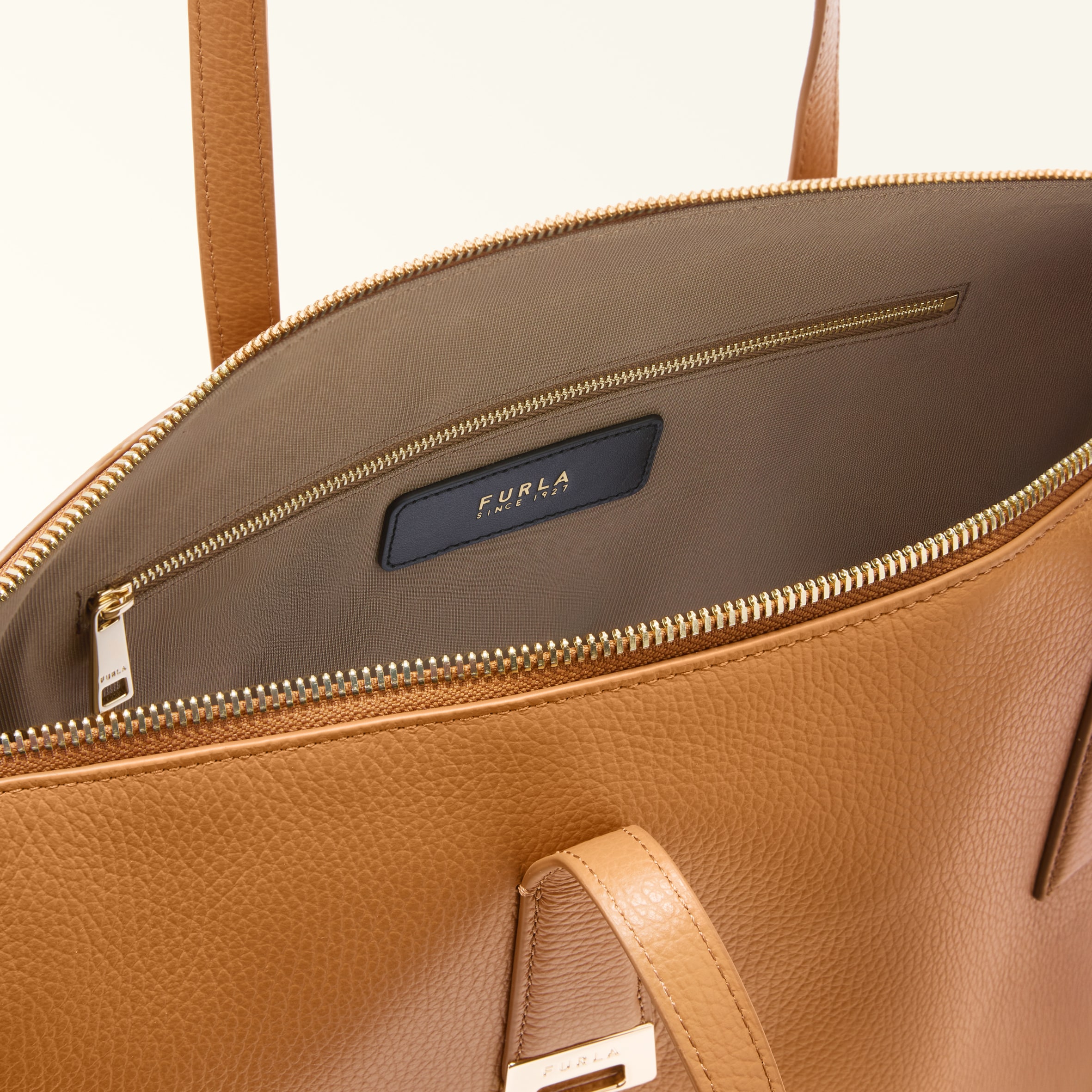 Furla Olivia