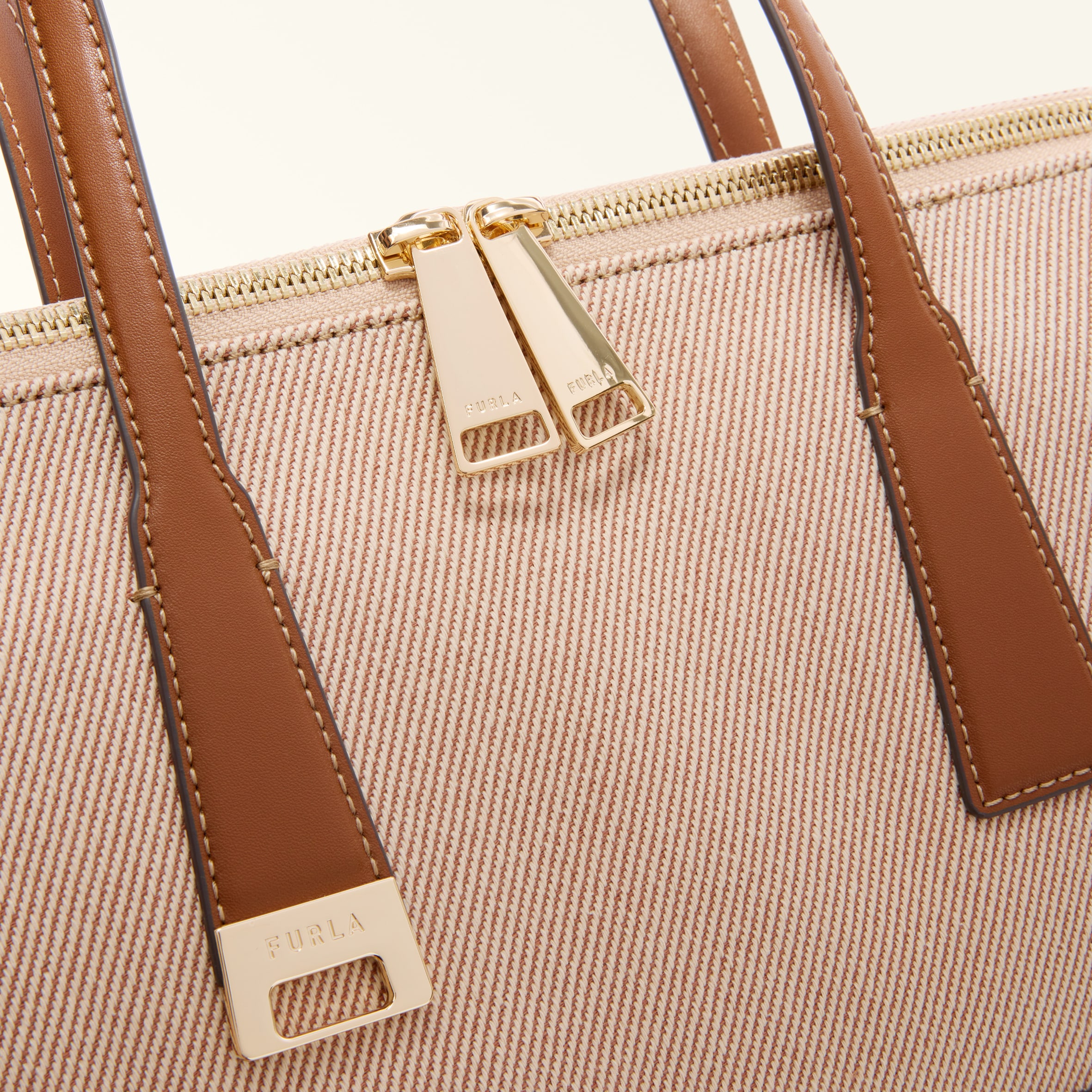 Tote L TONI COGNAC Furla Olivia | Furla US
