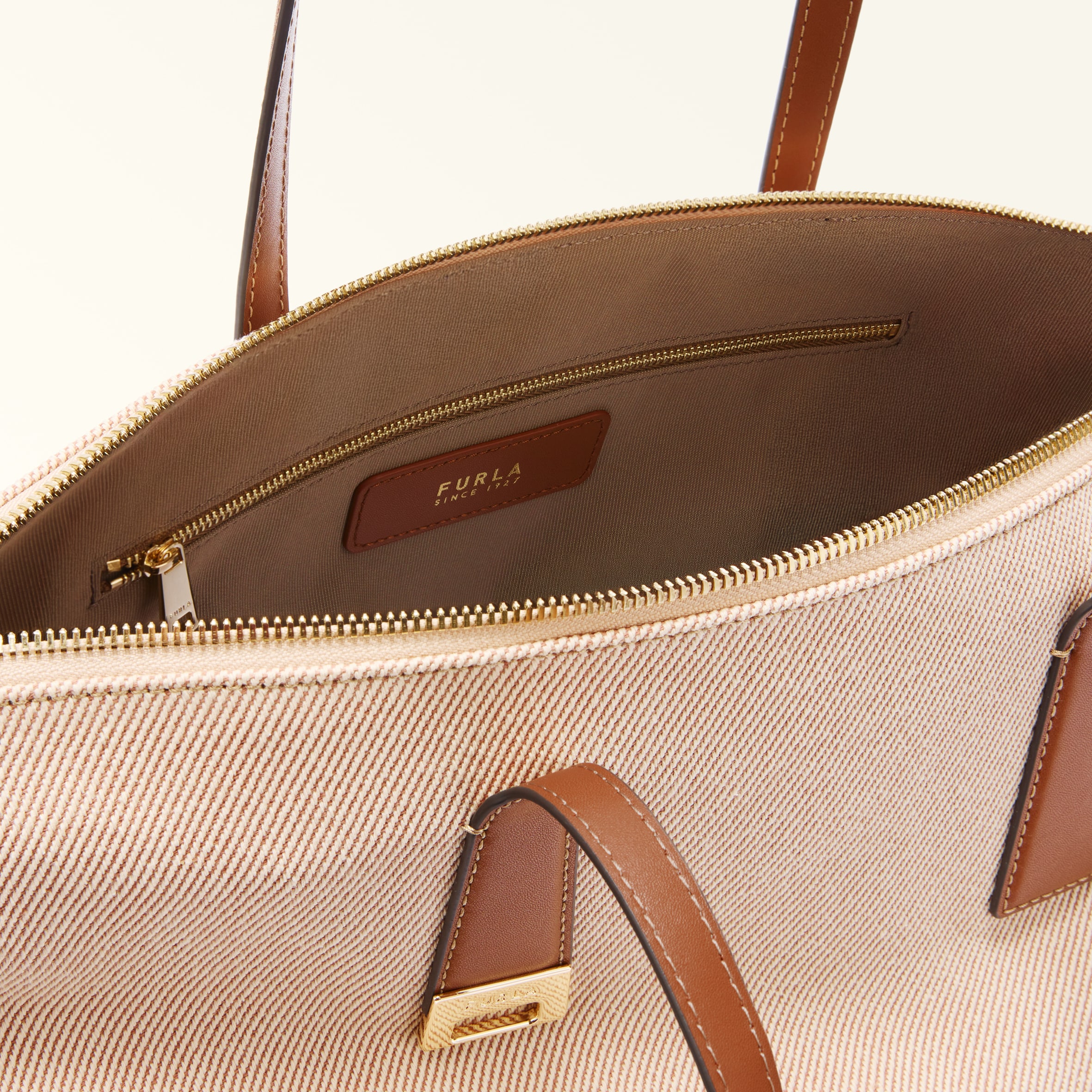 Tote L TONI COGNAC Furla Olivia | Furla US