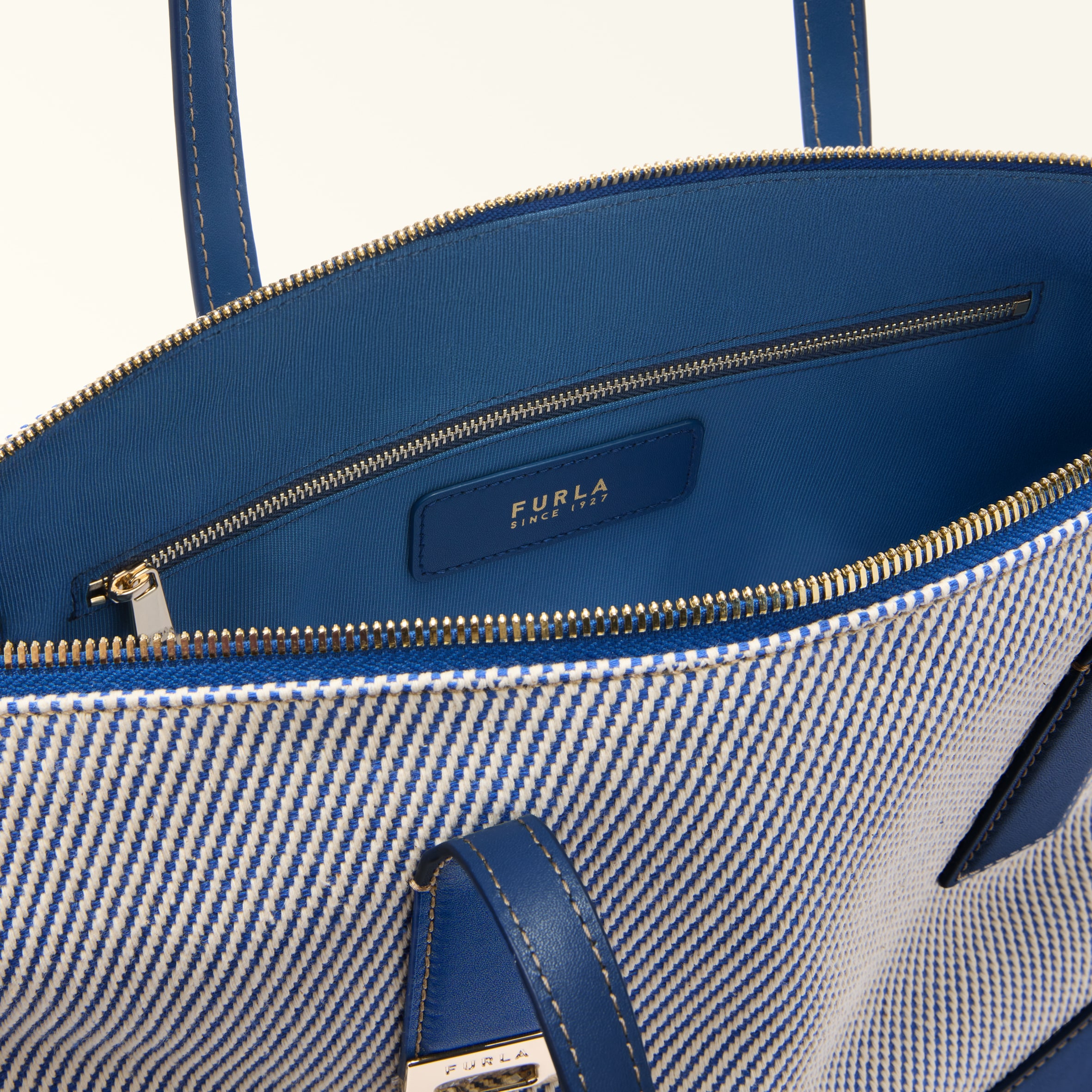 Tote L TONI INDIGO Furla Olivia | Furla US