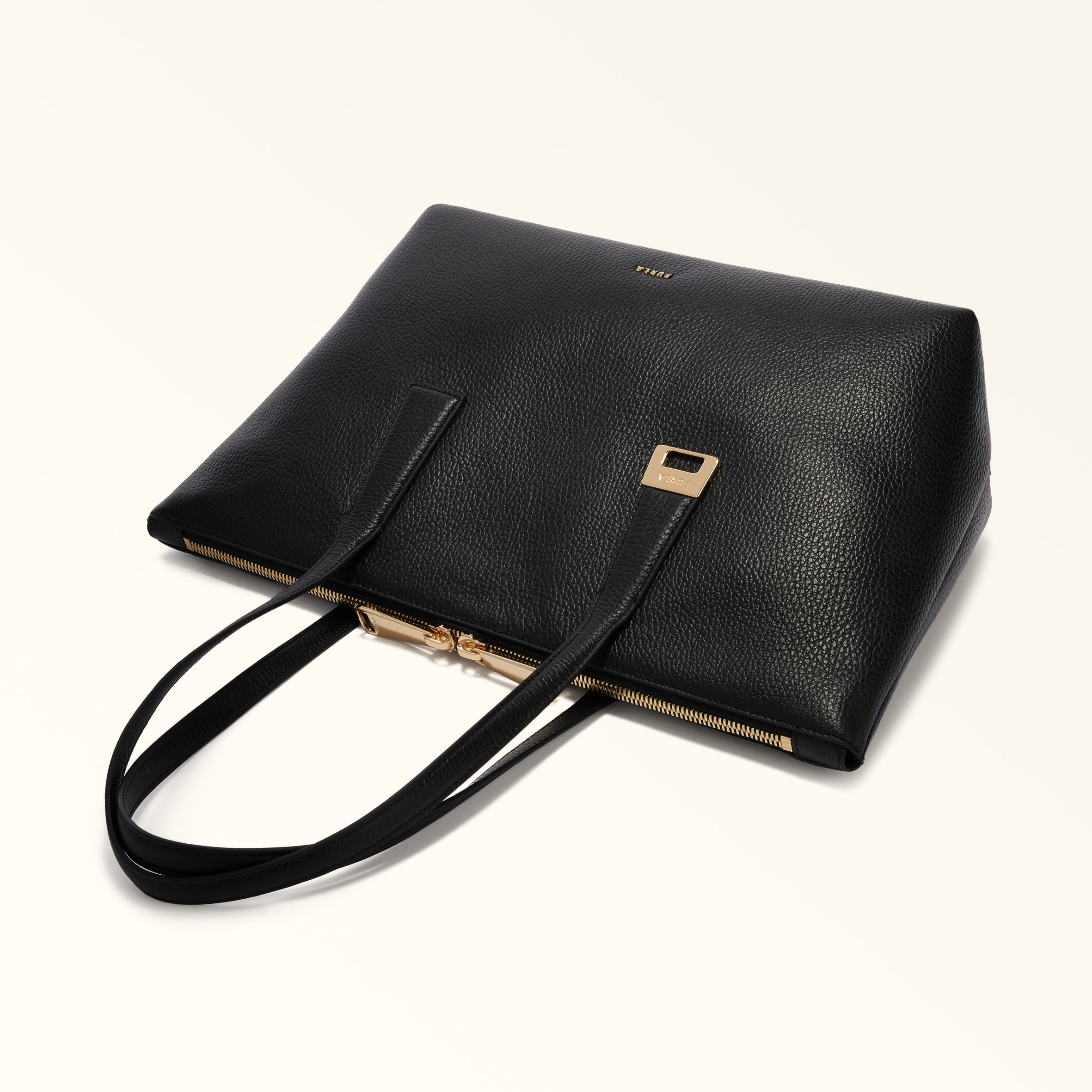 トートバッグ M NERO Furla Olivia | Furla JP