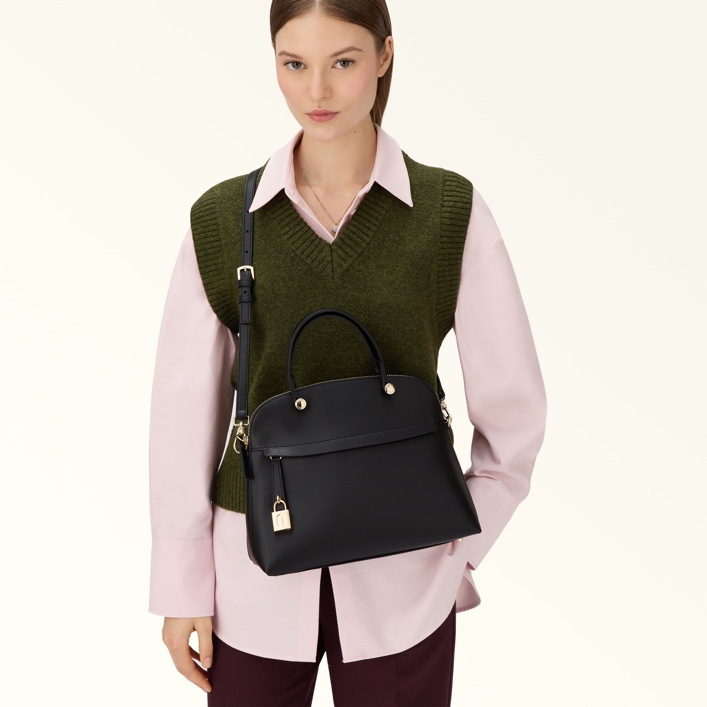ハンドバッグ M NERO Furla Piper | Furla JP