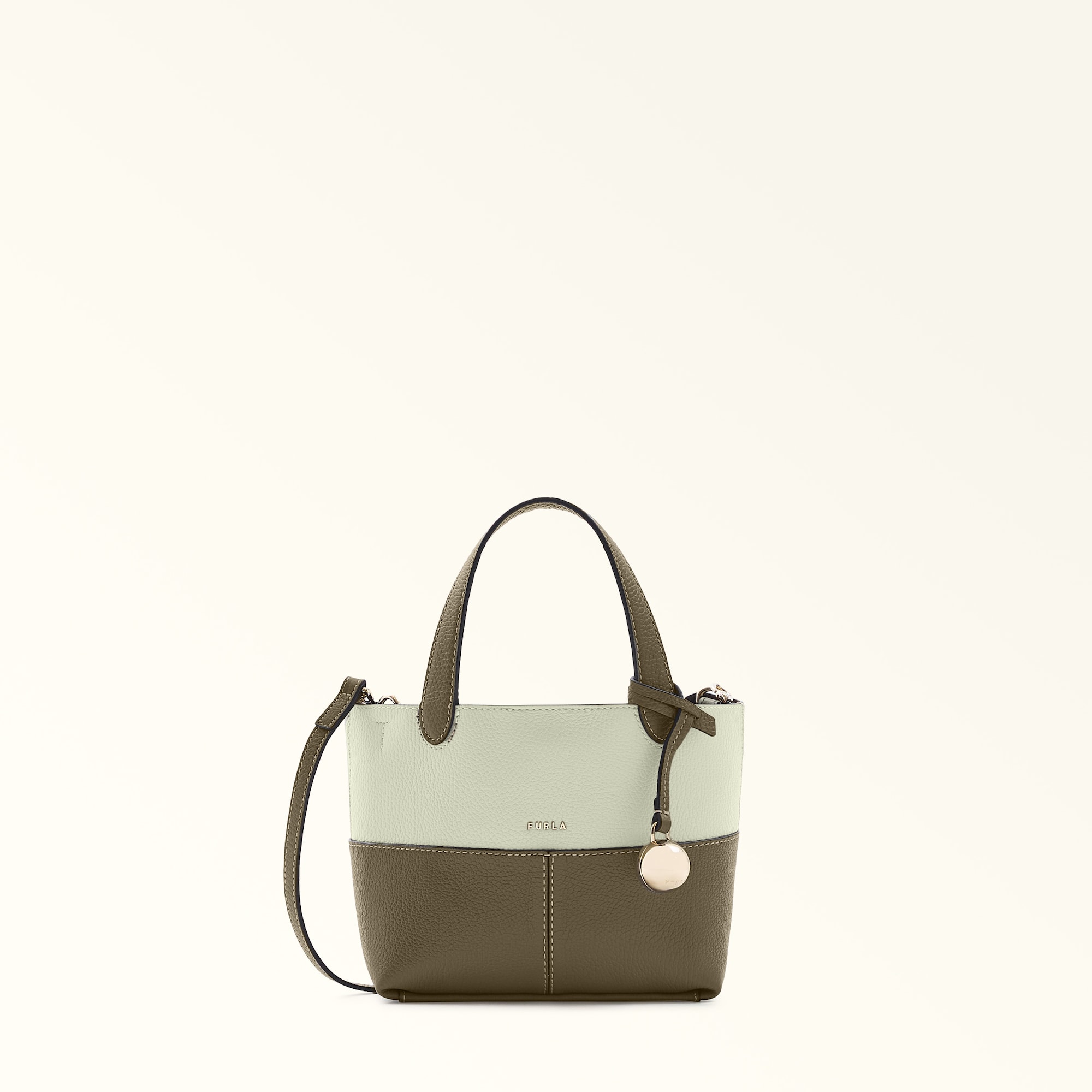 秋バッグ人気ブランドおすすめ|FURLA(フルラ)