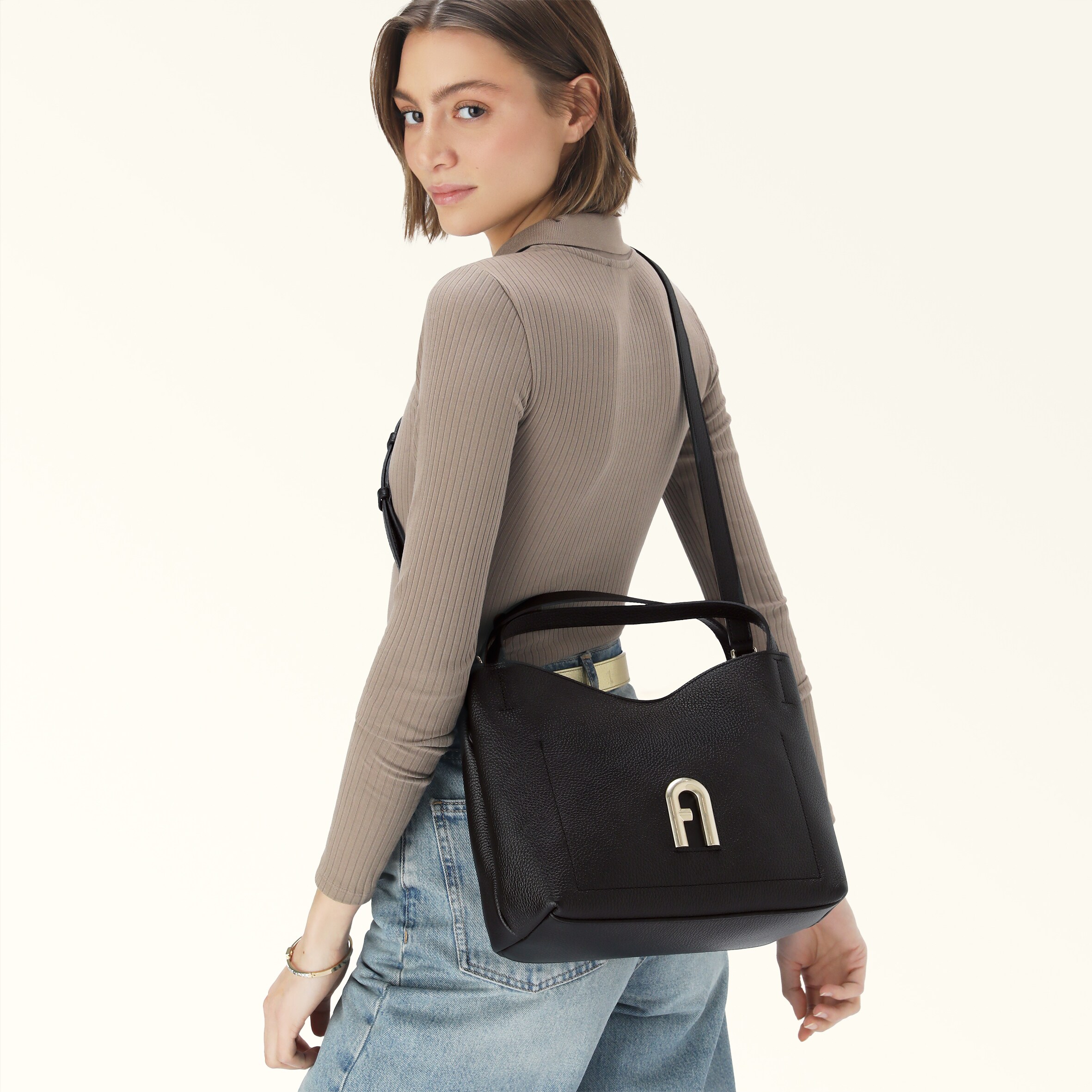 ショルダーバッグ S NERO Furla Primula | Furla JP