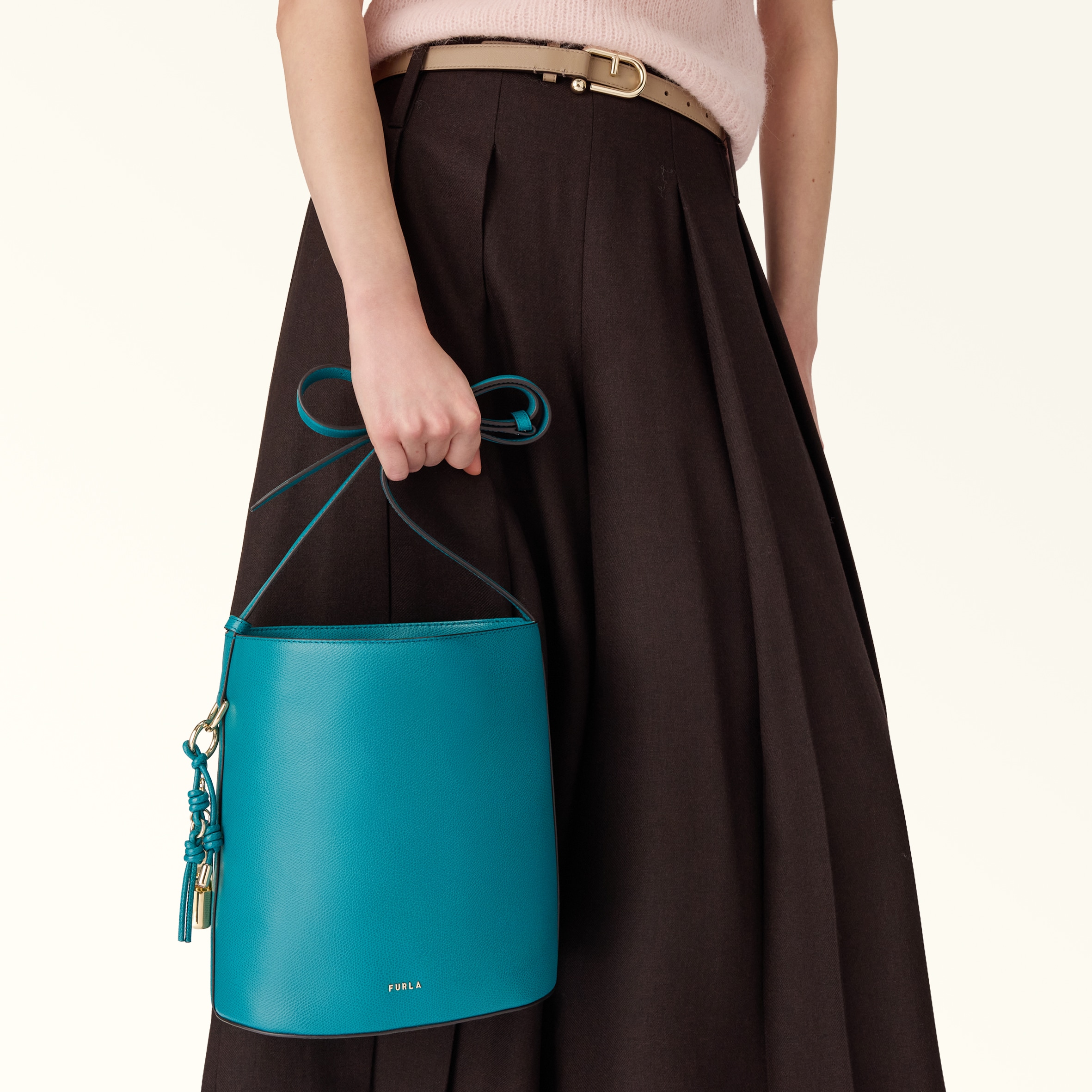 Bucket Bag S AMATORE BLUE Furla Roxie | Furla JP