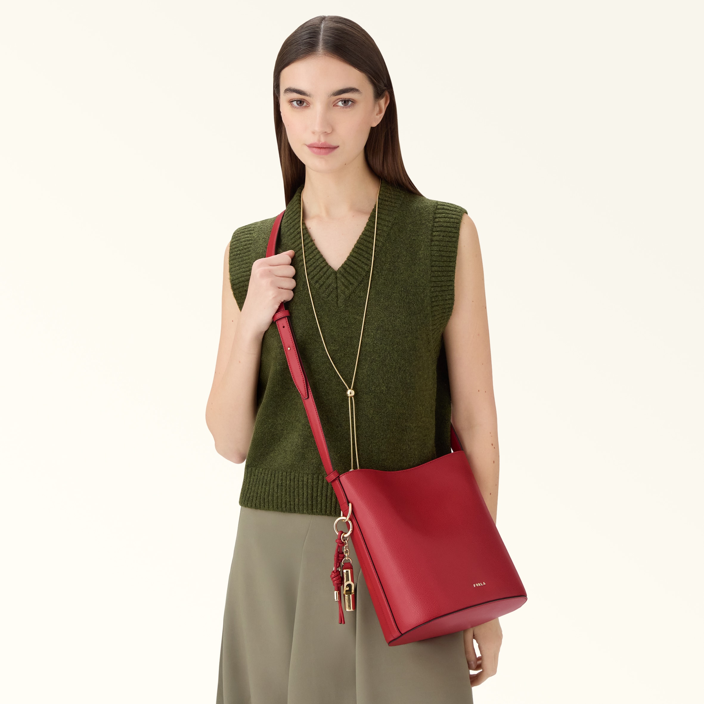 Bucket Bag S M1 RED Furla Roxie | Furla US