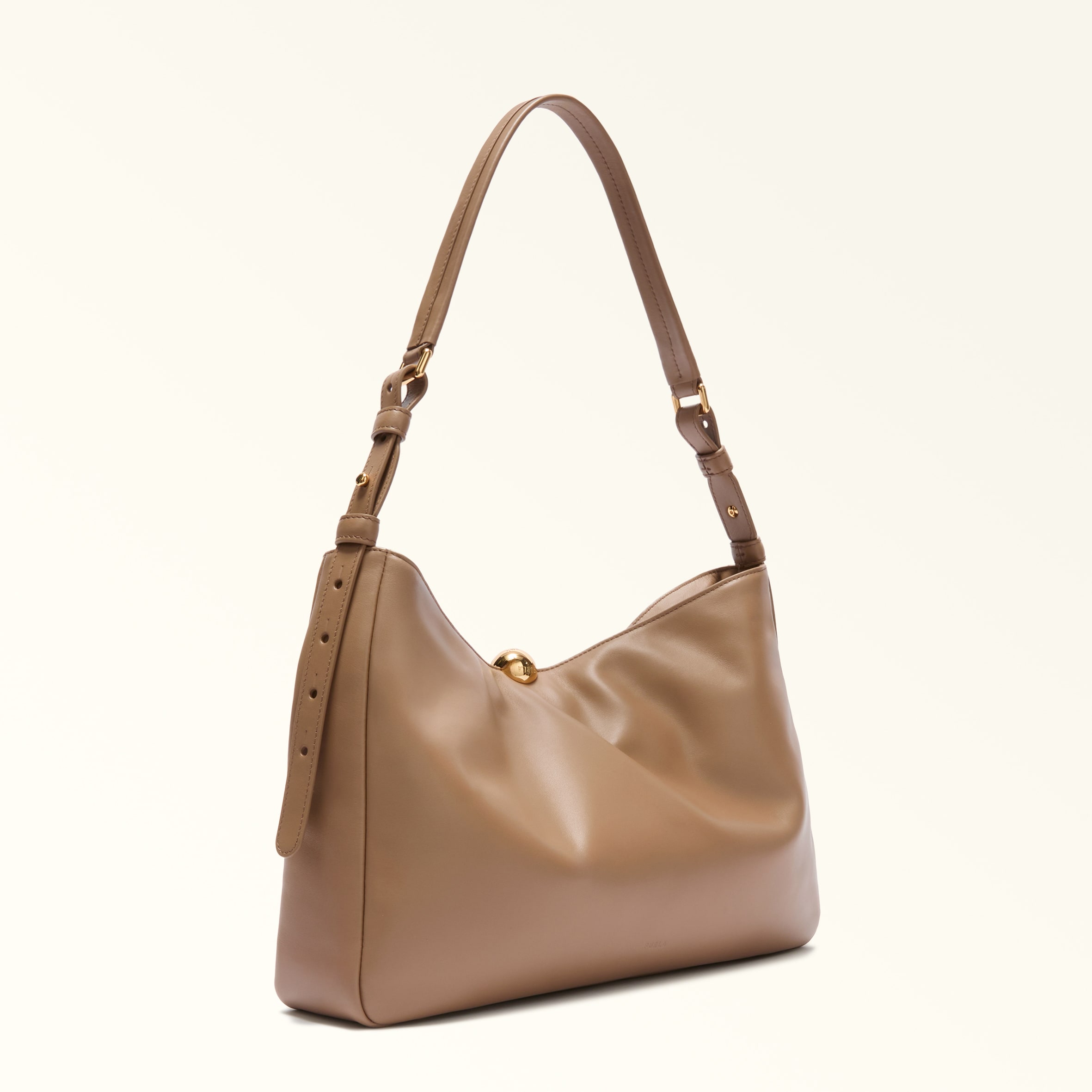 フルラ ワンショルダーバッグ スフェラ WB01365 Shoulder Bag L NERO Furla Sfera Soft | Furla US