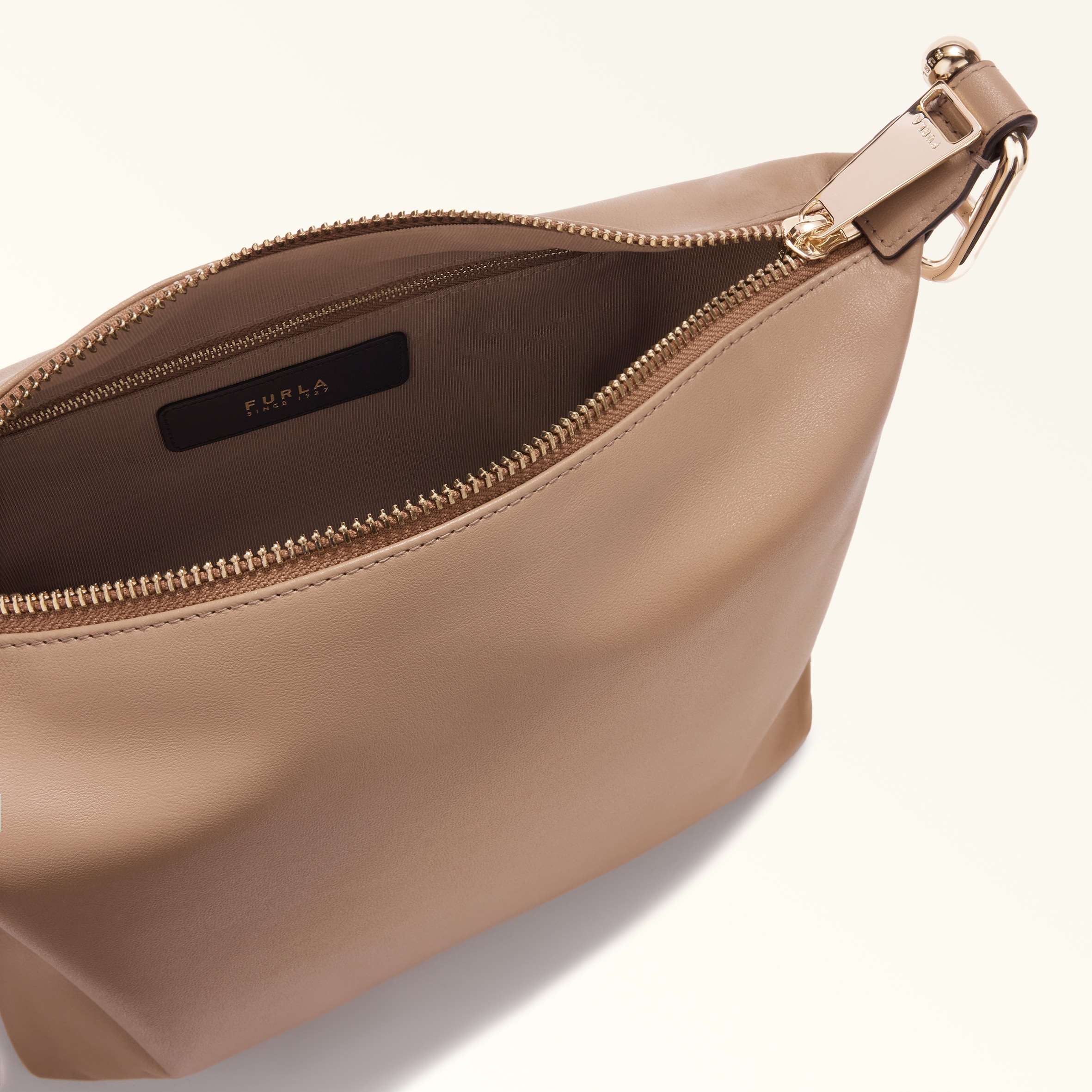 ショルダーバッグ M GREIGE Furla Tonie | Furla JP