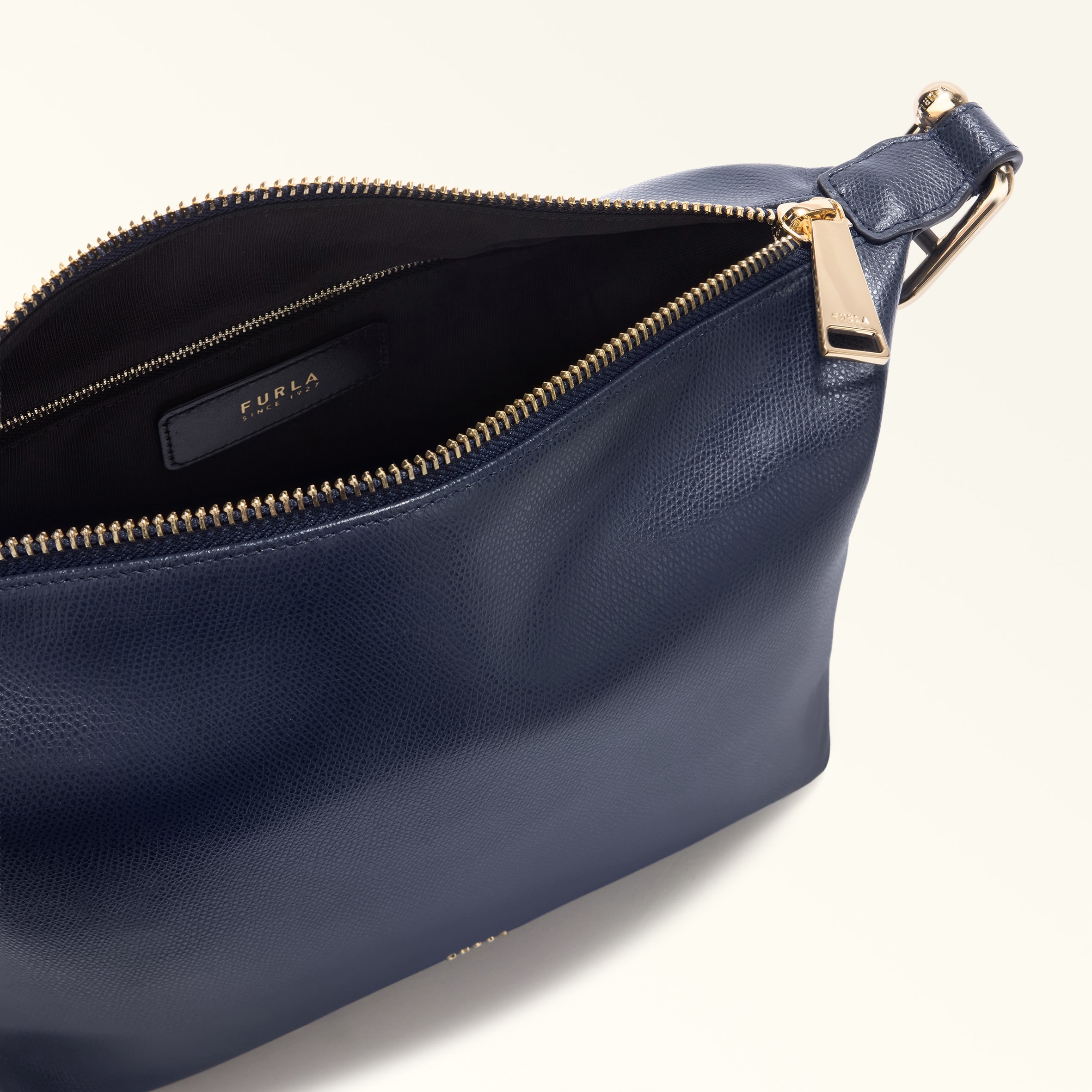 FURLA ネイビー　ショルダーバッグ　M フルラ FURLA バッグ ショルダーバッグ アウトレット レディース シリ
