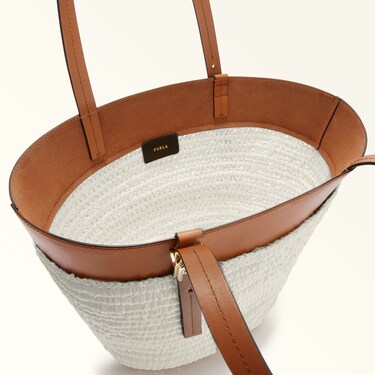 Furla Levante